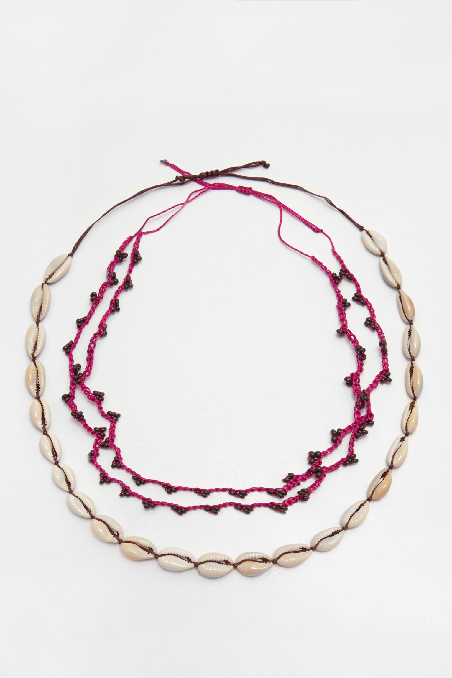 Seashell and bead necklace Product Image