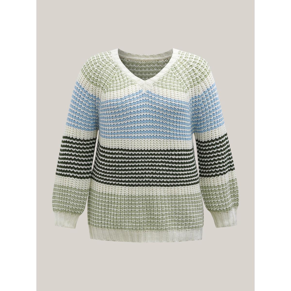 Plus Size Color-Block Textured Balloon Sleeve Pullover DarkGreen Women Casual Loose Long Sleeve V-neck Everyday Pullovers BloomChic 12/L Product Image