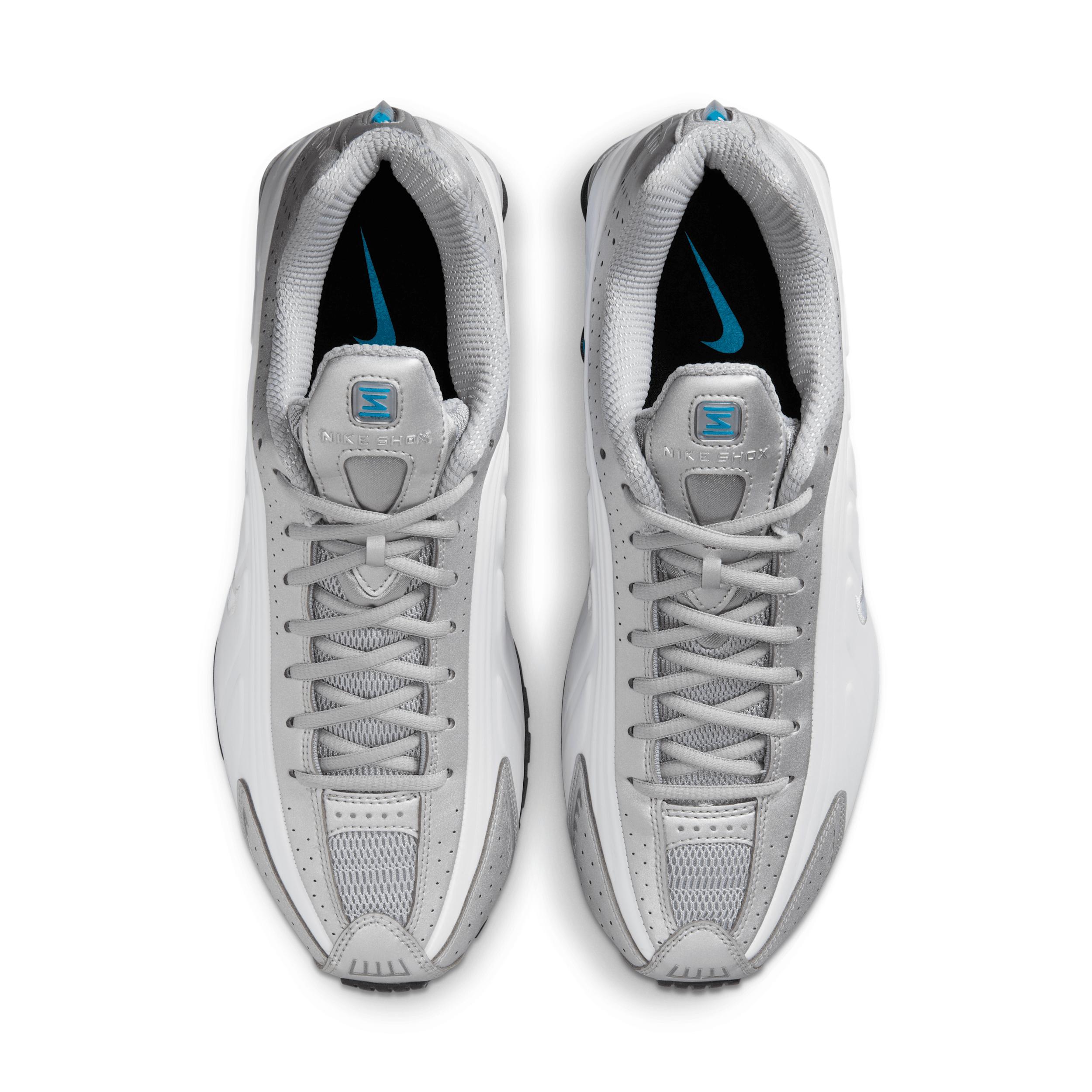 Nike Men's Shox R4 Shoes Product Image