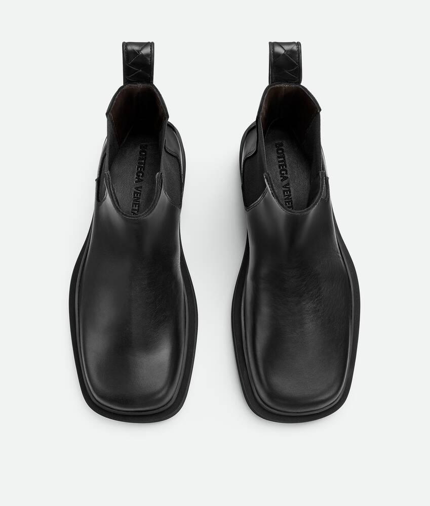 Women's Ben Chelsea Boot in Black Product Image