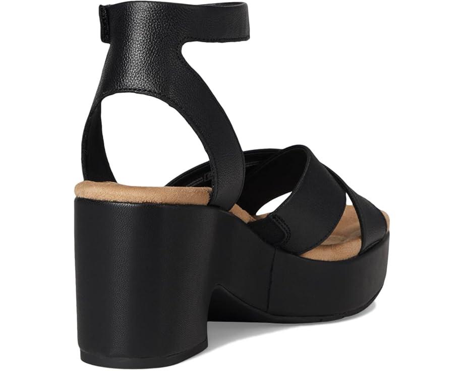 Women's Clarks Nerisa Pearl Product Image