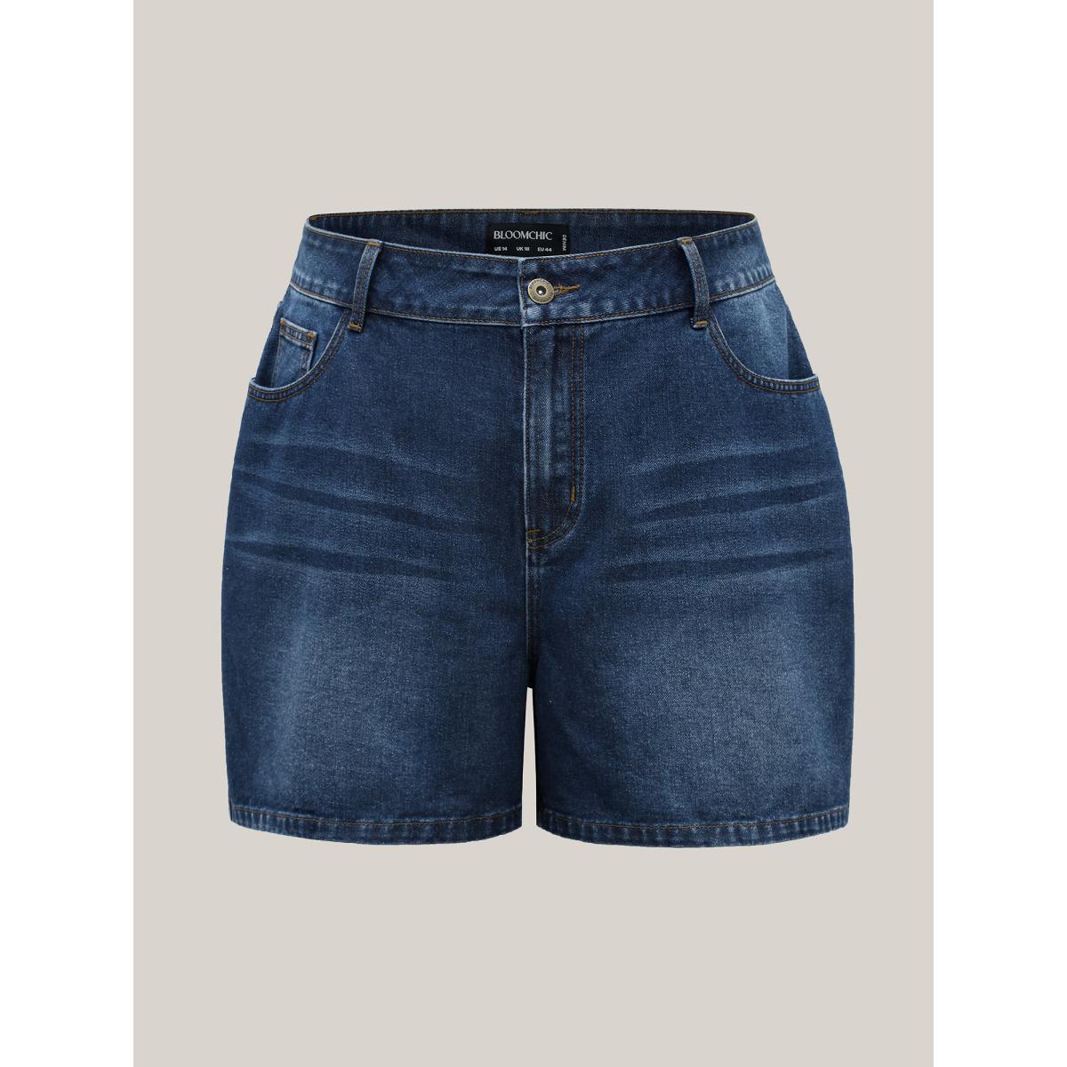 Plus Size Faded Wash Straight-Leg Denim Shorts Women Midblue No stretch Casual Slanted pocket Leisure Denim Shorts BloomChic 18/2X Product Image