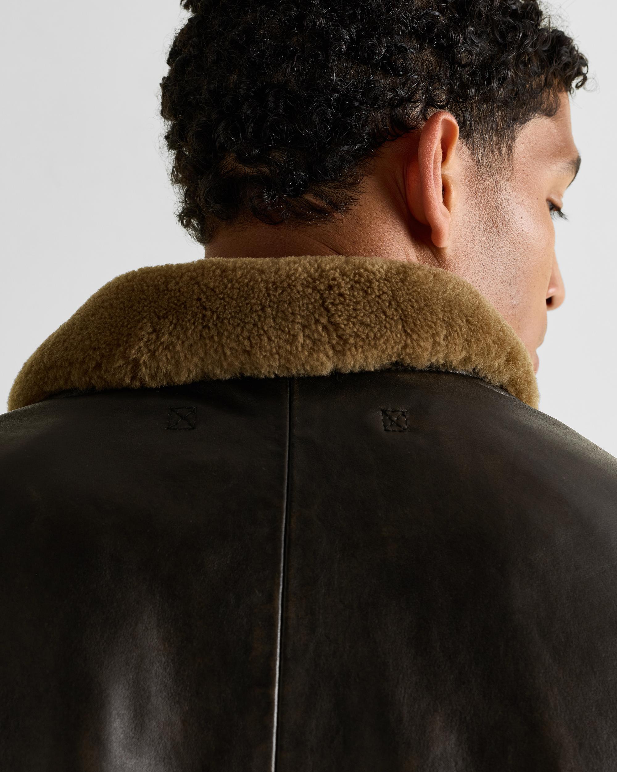 Quince | Men's Shearling Collar Leather Flight Jacket Product Image