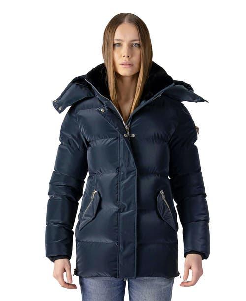 Woodpecker Women's Bumnester 3/4 Length Quilted Coat Product Image