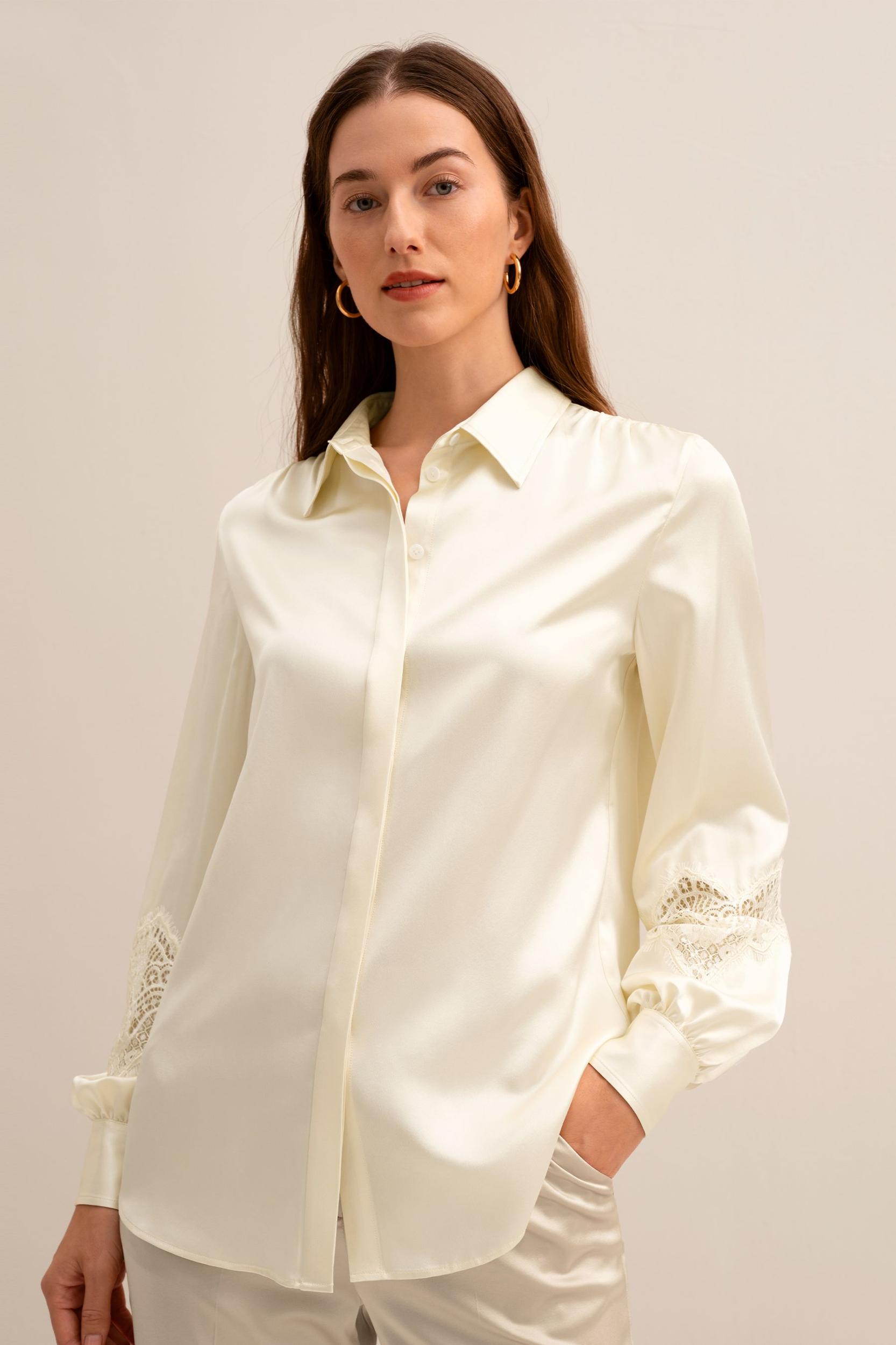 Armeria Lace Blouse Product Image