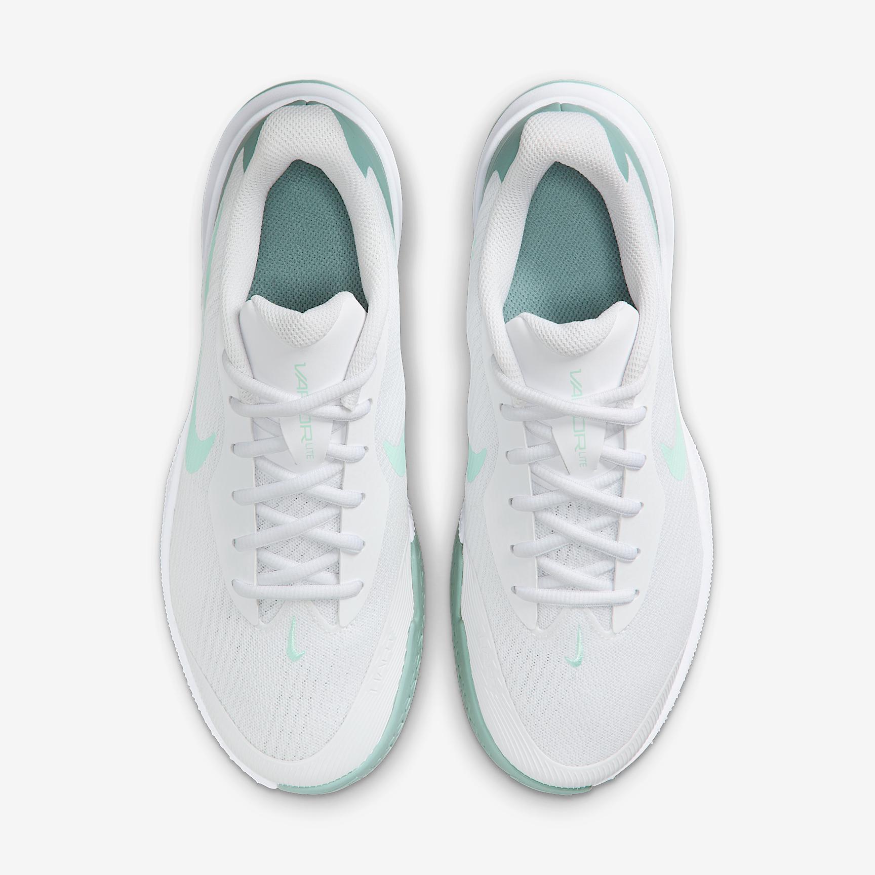 Nike Women's Vapor Lite 3 Hard Court Tennis Shoes Product Image