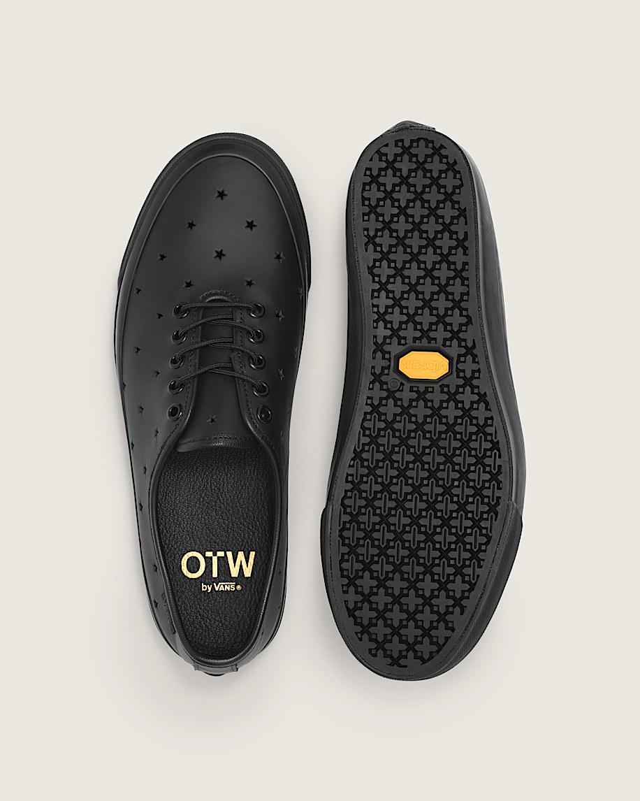 OTW One Piece Authentic Vibram in Star Black| Vans US Product Image