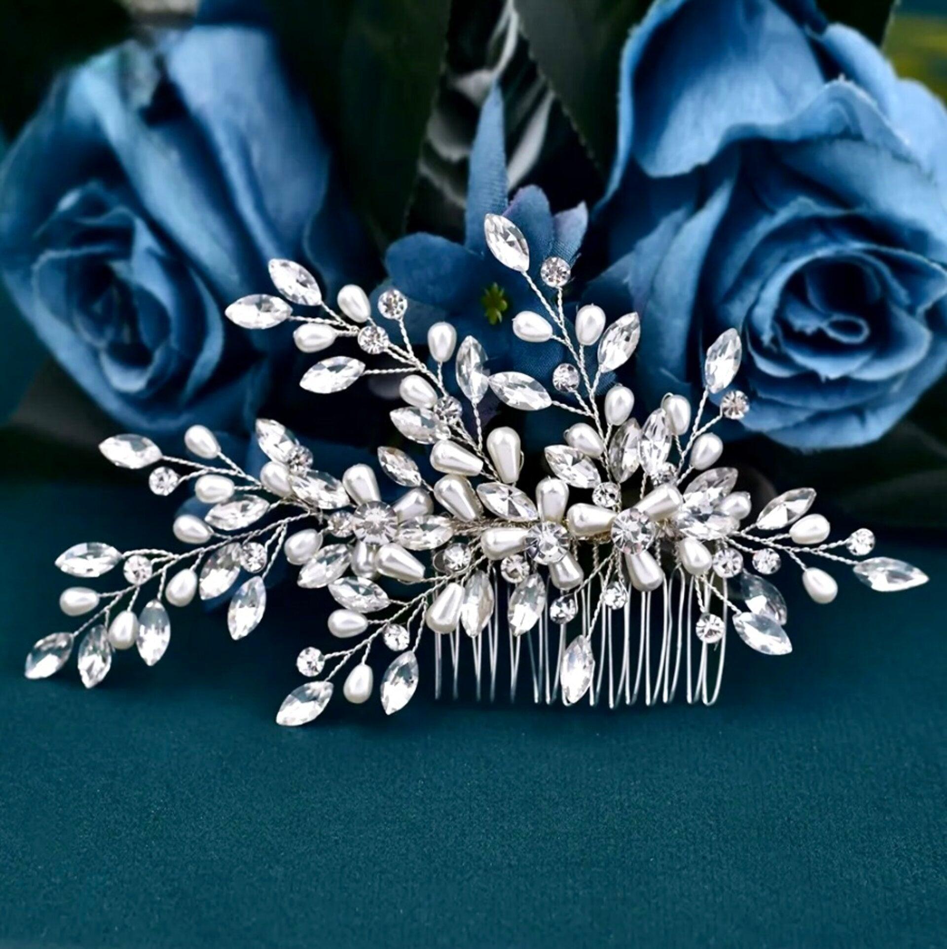 "Amandalee" - Pearl and Crystal Bridal Hair Comb Product Image