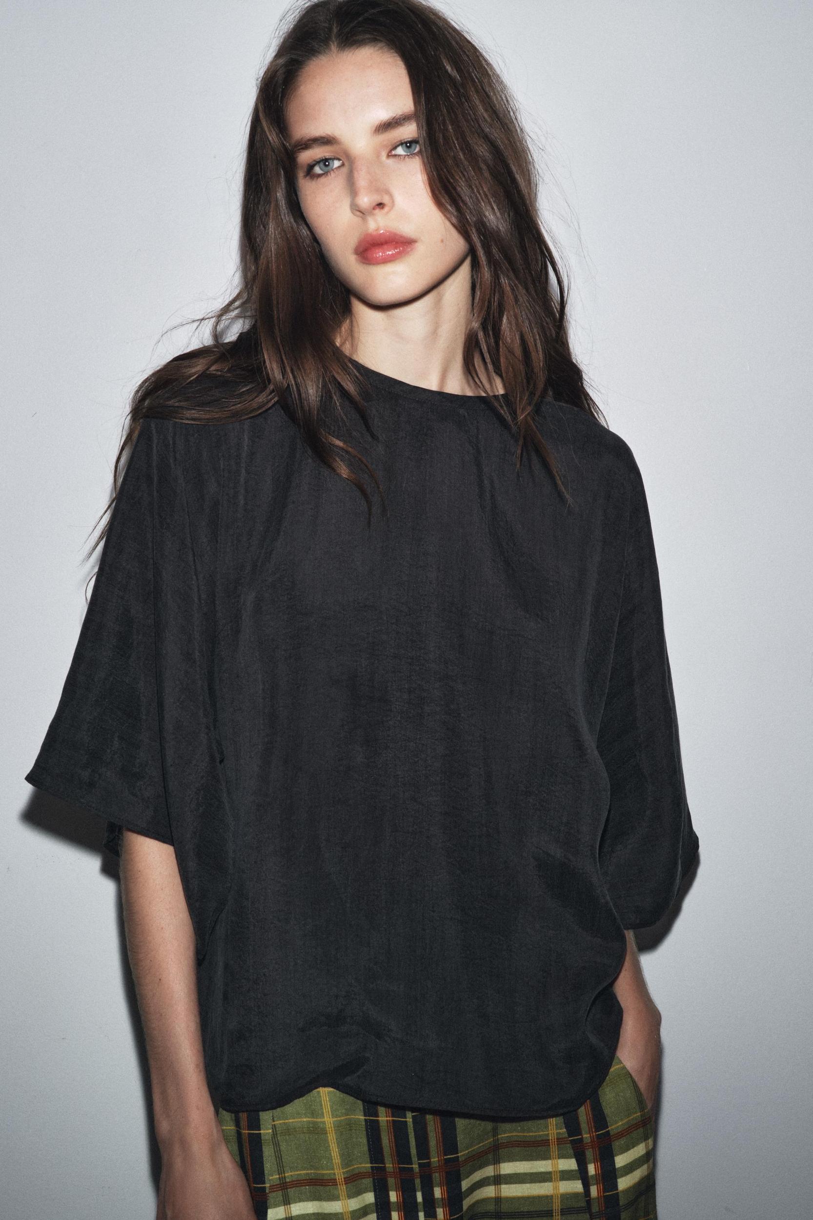 ZW COLLECTION SHORT SLEEVE TOP Product Image