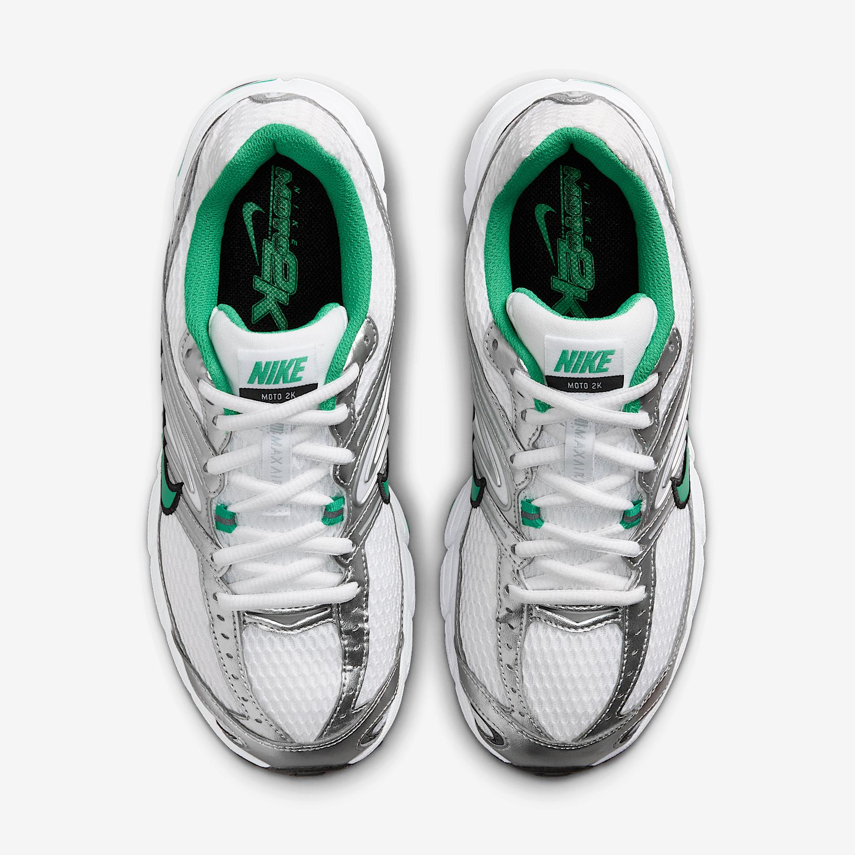 Nike Women's Air Max Moto 2K Shoes Product Image