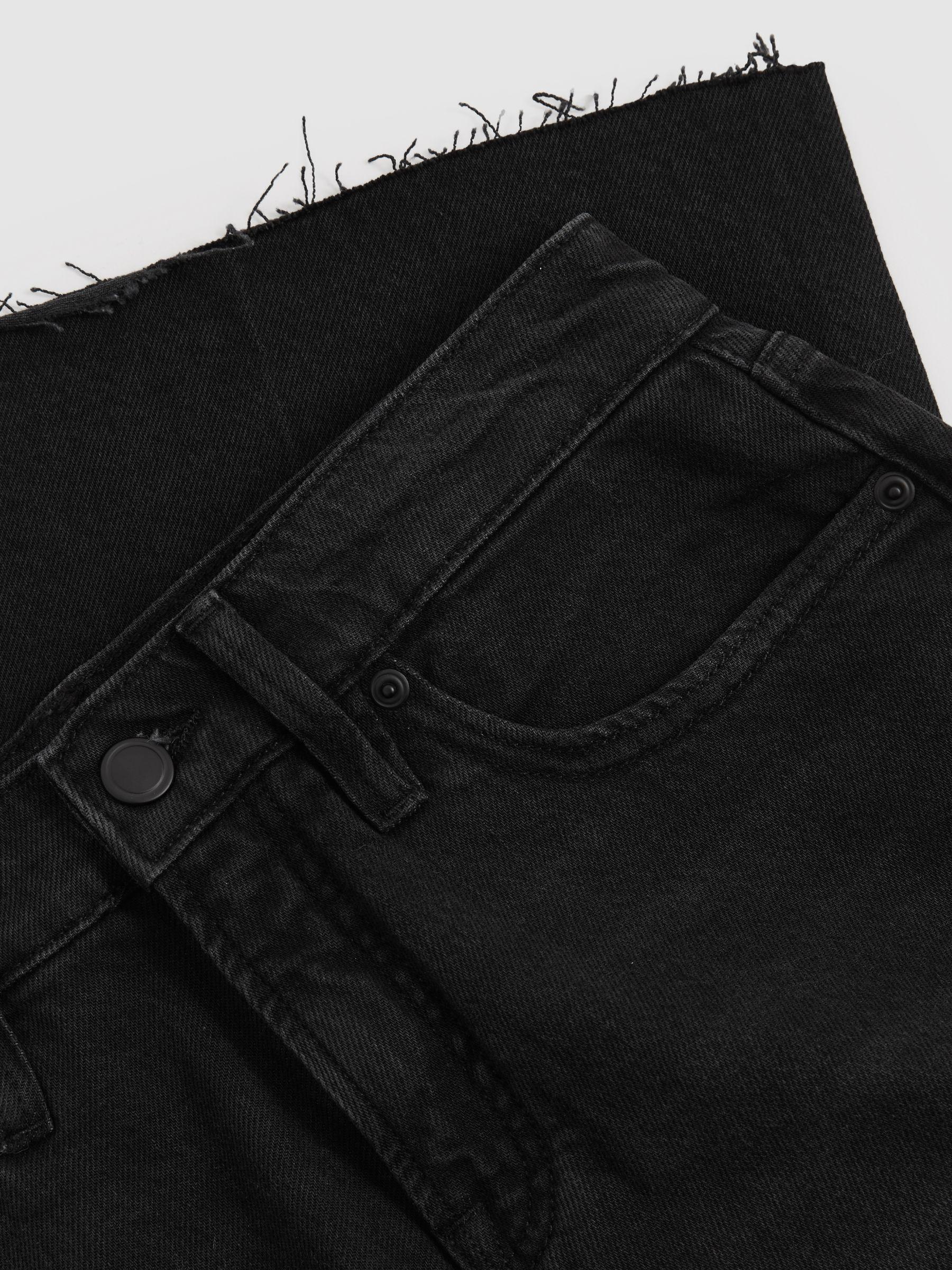 Good American Petite Relaxed Jeans in Black Product Image