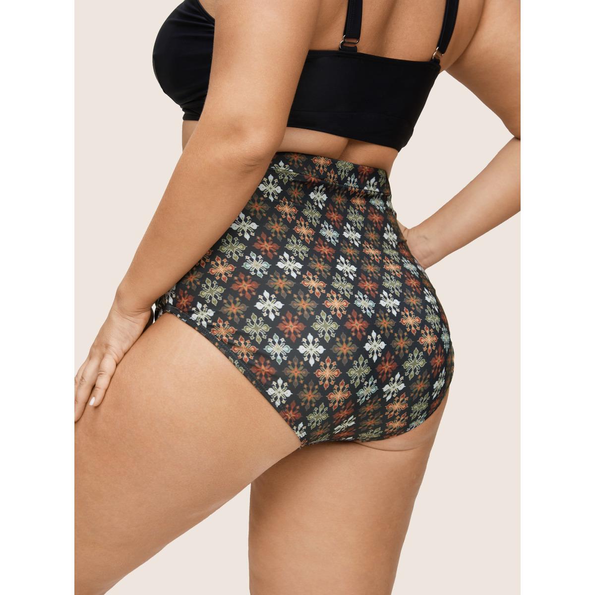 Plus Size Bandana Print Gathered High Rise Swim Bottom Women's Swimwear Black Beach Non High stretch Skinny High Rise Curve Swim Bottoms BloomChic 14-16/1X Product Image