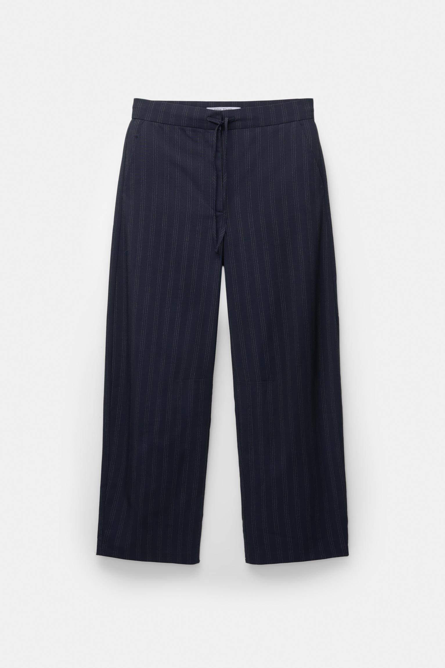 Striped barrel pants Product Image