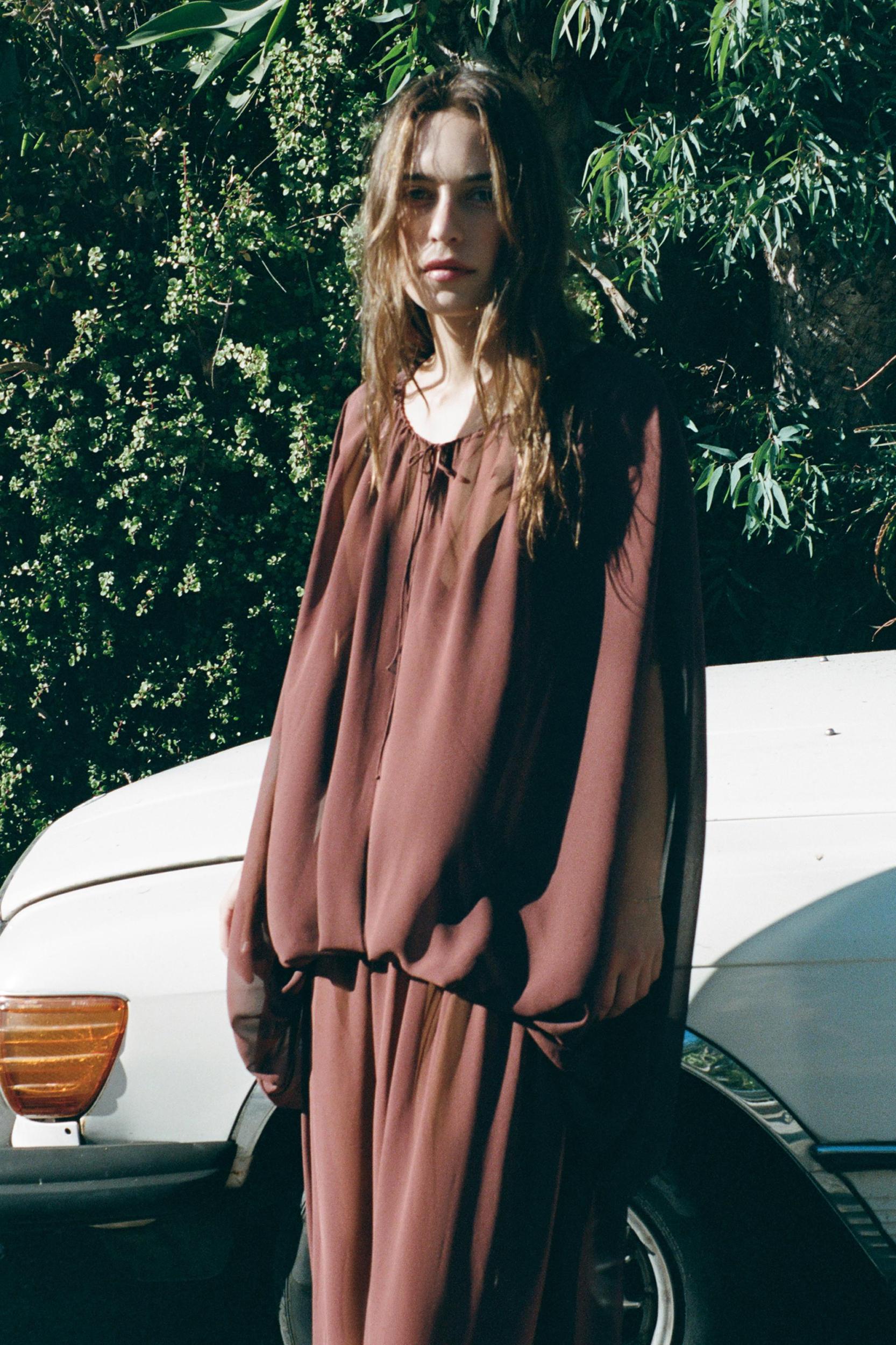 FLOWY LONG DRESS Product Image