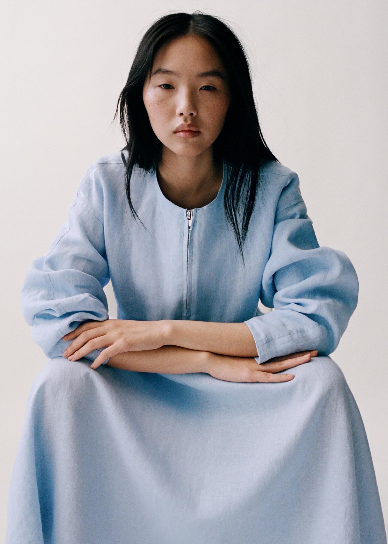 Cropped linen jacket with pockets - Women | MANGO USA Product Image