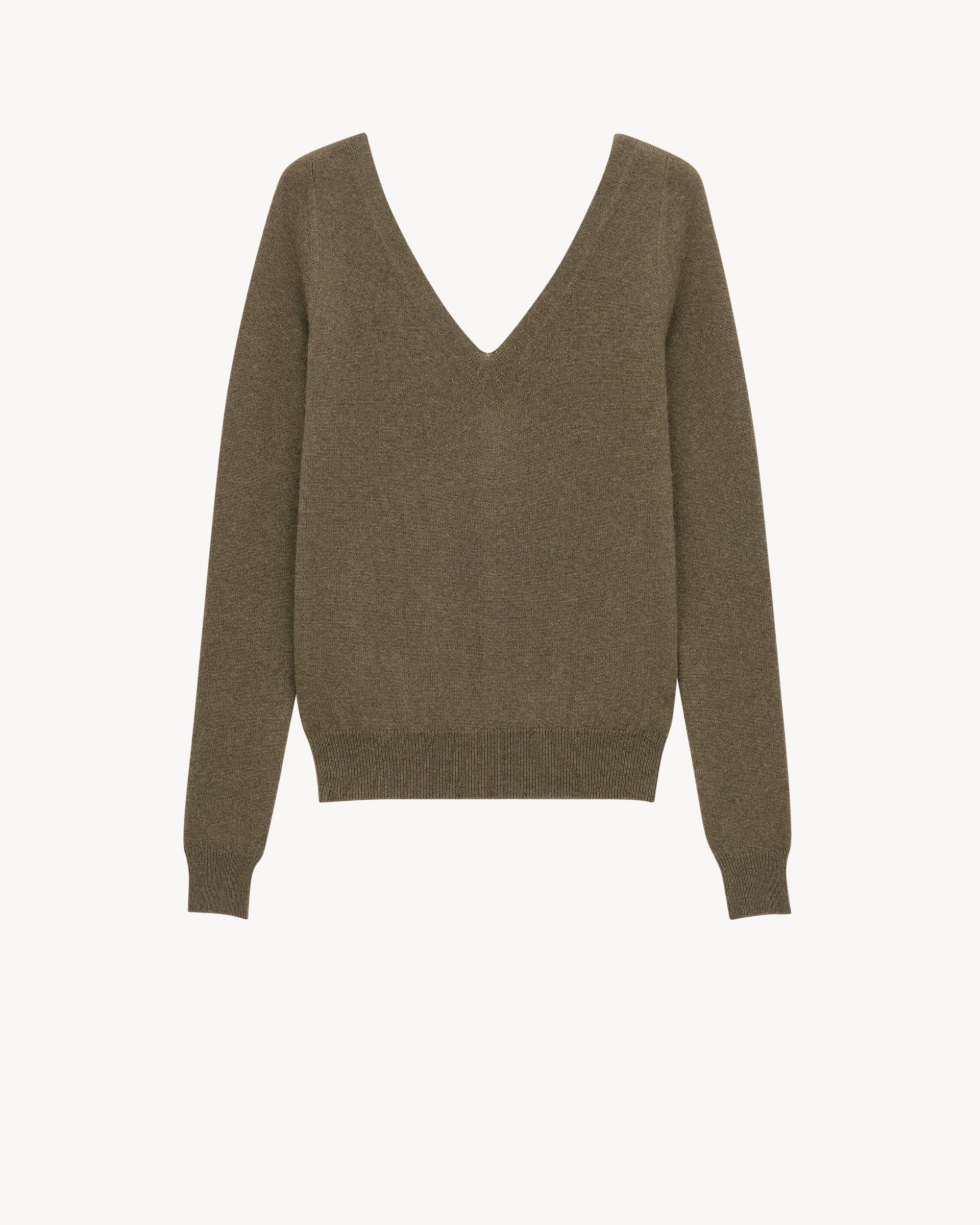 V-neck sweater in cashmere Product Image