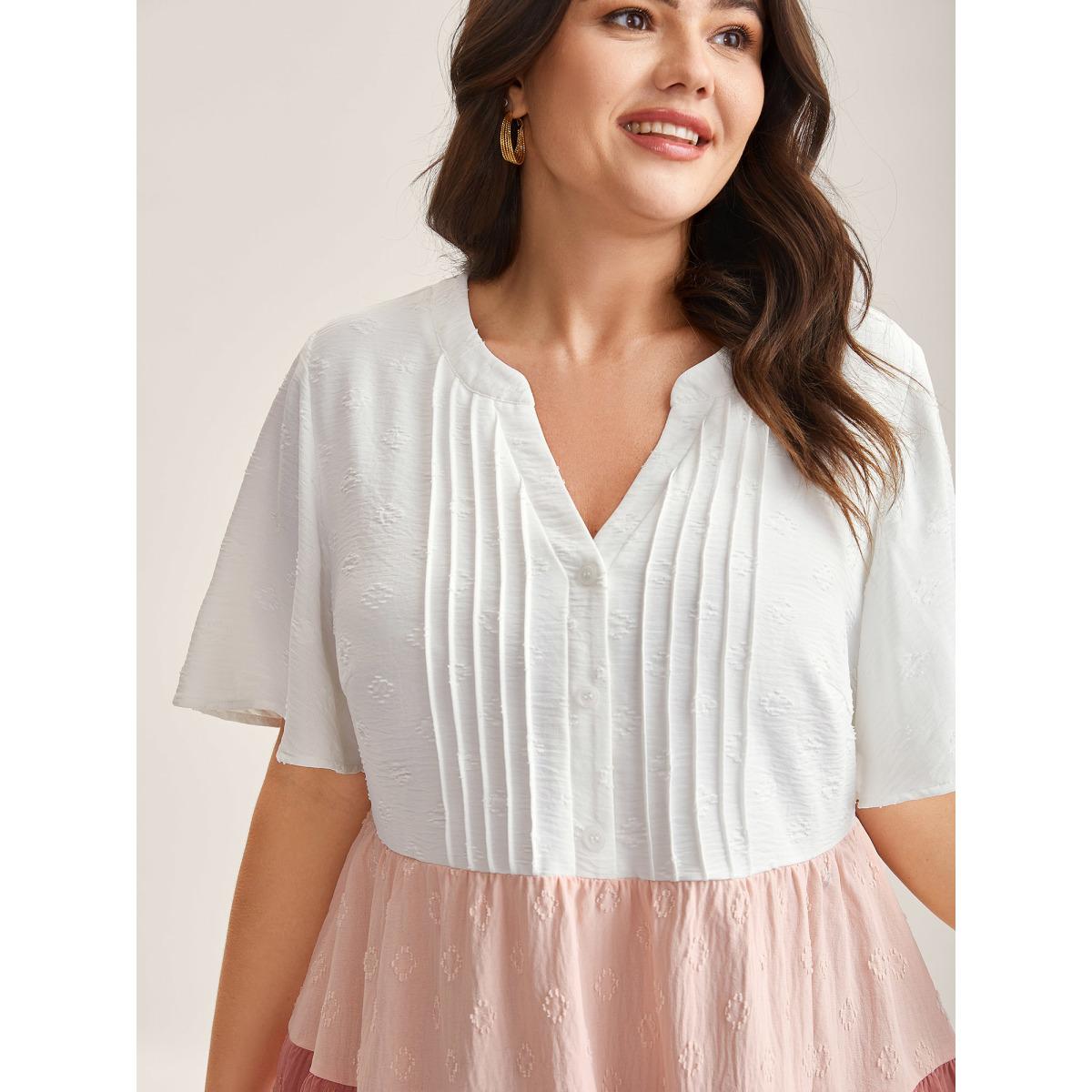 Plus Size WhiteSmoke Toothpick Pleat Color Contrast Blouse Women Short sleeve Flat collar with V-notch Everyday-Elegant Blouses BloomChic 18-20/2X Product Image