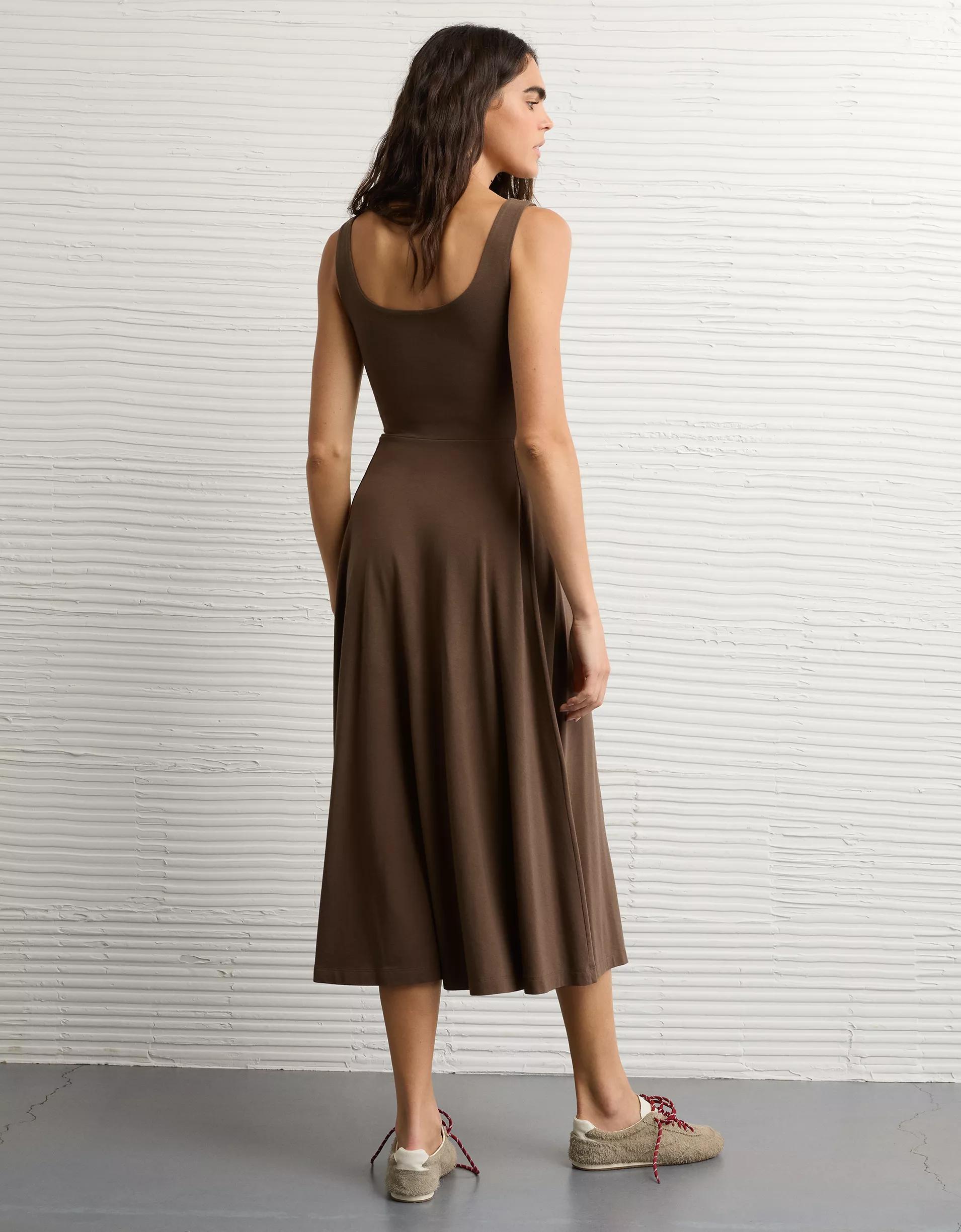 AE Scoop Neck Midi Dress Product Image