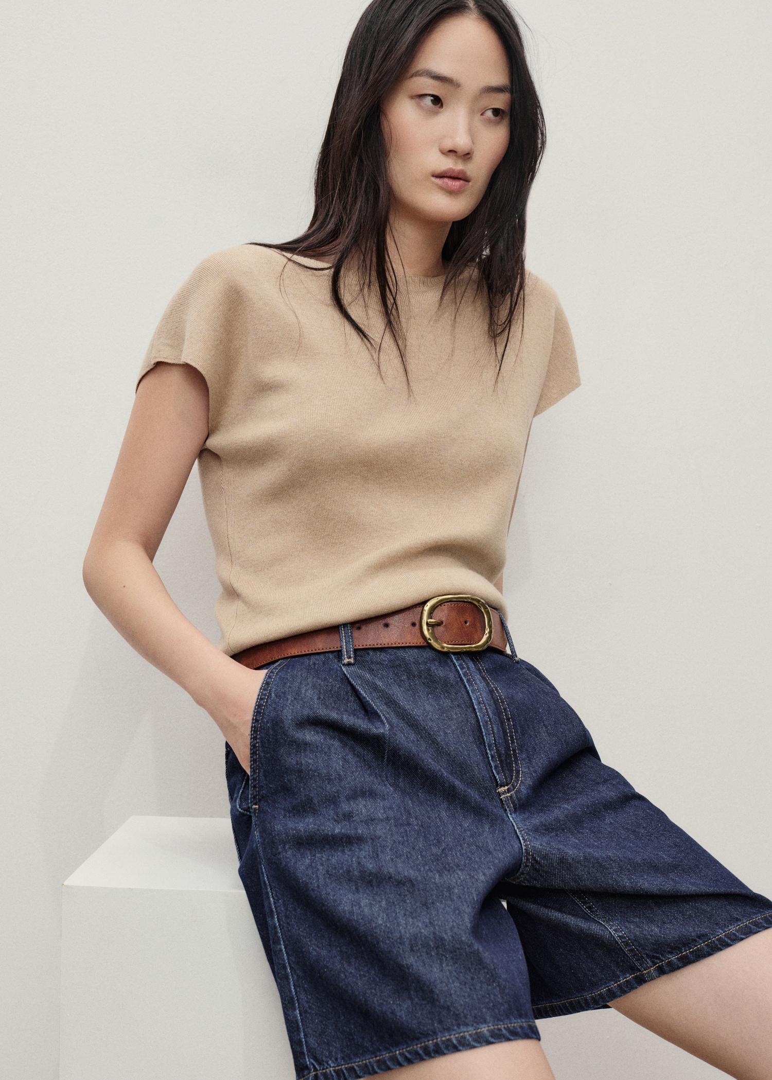 Mid-rise denim bermuda shorts with pleats - Women | MANGO USA Product Image