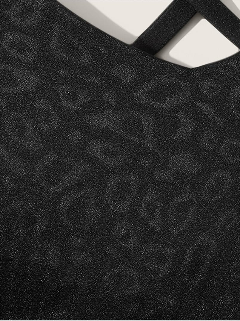 Elation V-Neck Embossed Longline Sports Bra A-C Product Image