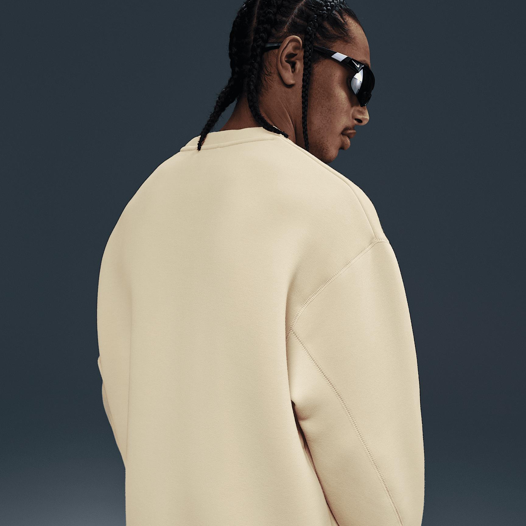 Nike Men's Tech Fleece Crew Product Image