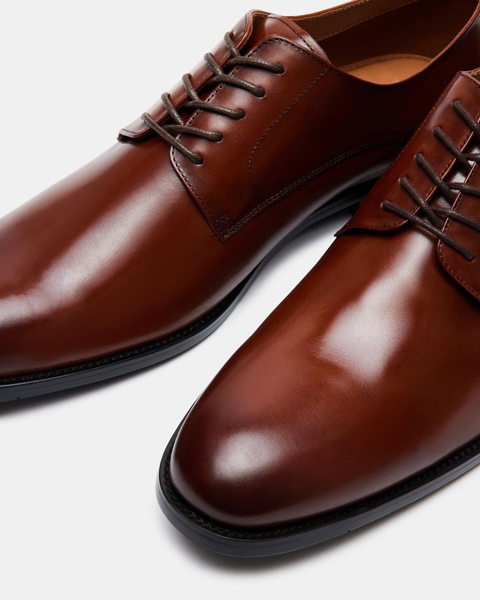 DAYMIN TAN LEATHER Male Product Image