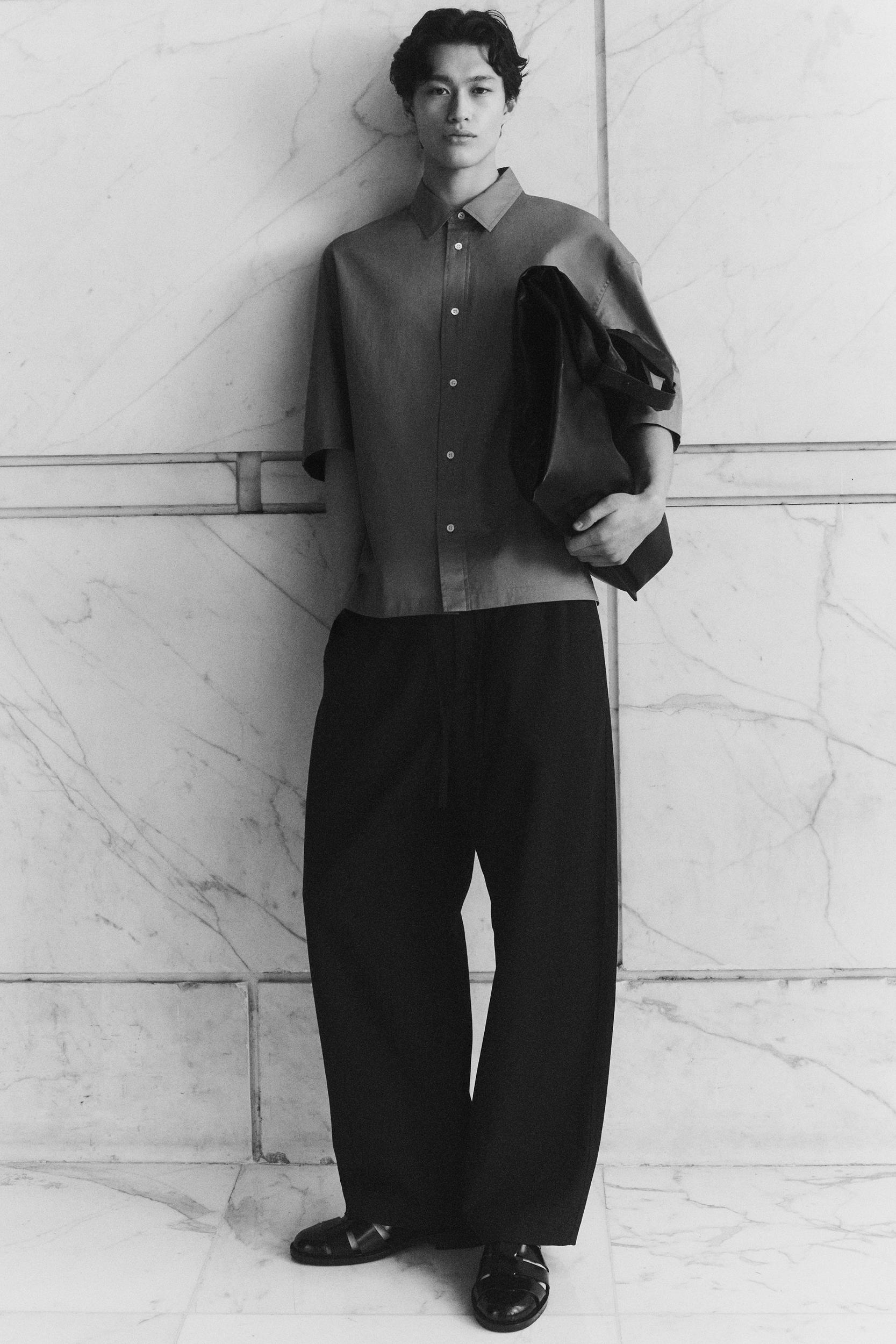 BARREL-LEG DRAWSTRING PANTS Product Image