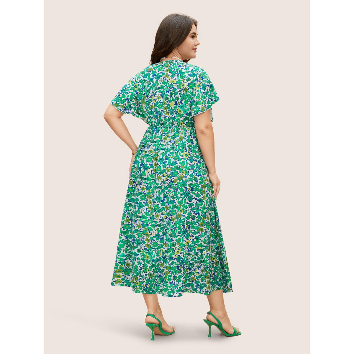 Plus Size Floral Button Detail Petal Sleeve Maxi Dress Malachitegreen Women Elegant Gathered V-neck Short sleeve Curvy BloomChic 14-16/1X Product Image