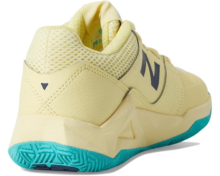 796v4 Tennis Shoes Product Image