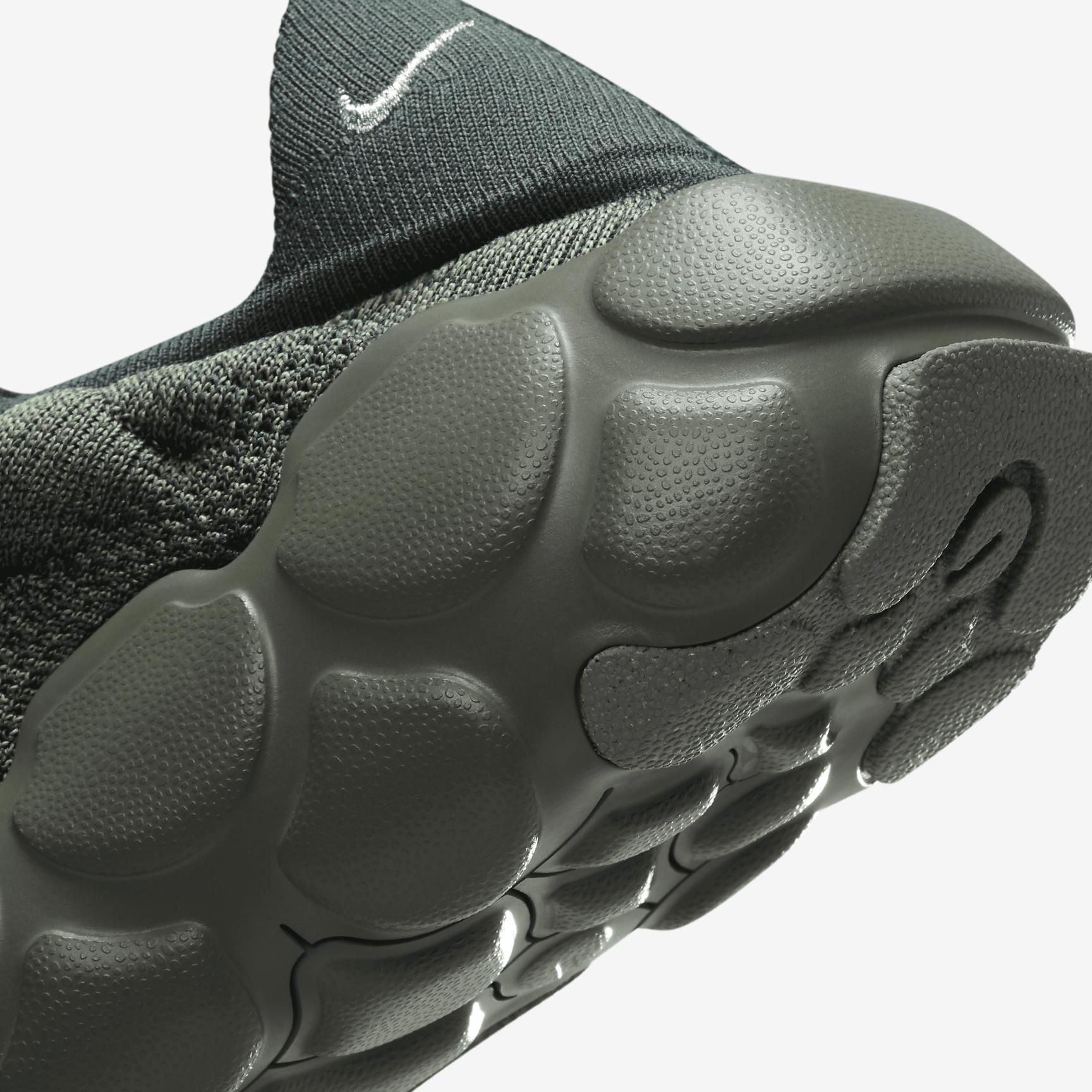 Nike Women's Flyknit Haven Shoes Product Image