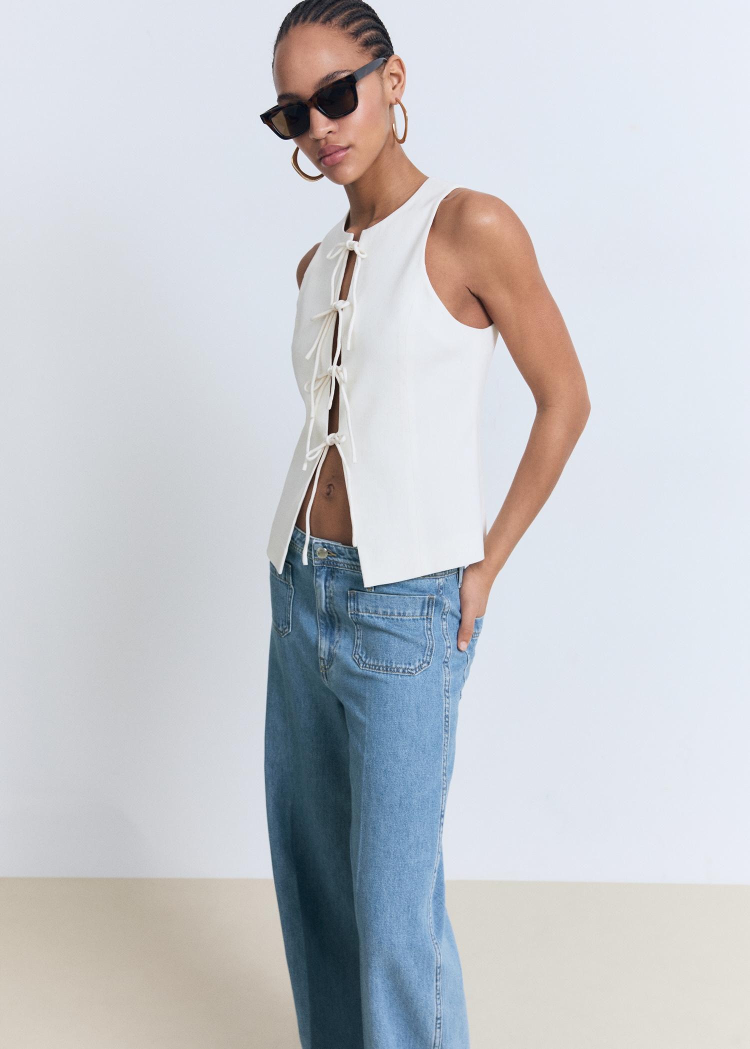 High-rise wideleg  jeans with pockets - Women | MANGO USA Product Image