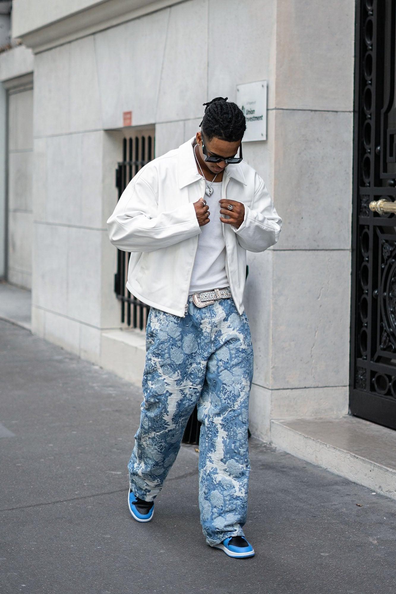 Inspired Straight Jeans - Light Wash Product Image