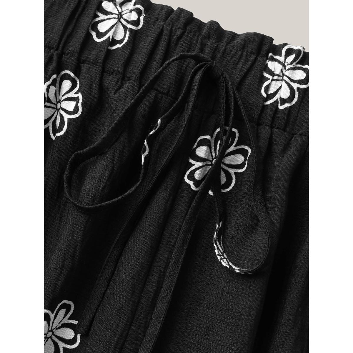 Plus Size Boho Print Drawstring Wide-Leg Pants Women BlackFlower Resort Wide Leg Mid Rise Vacation Pants BloomChic 10/M Product Image