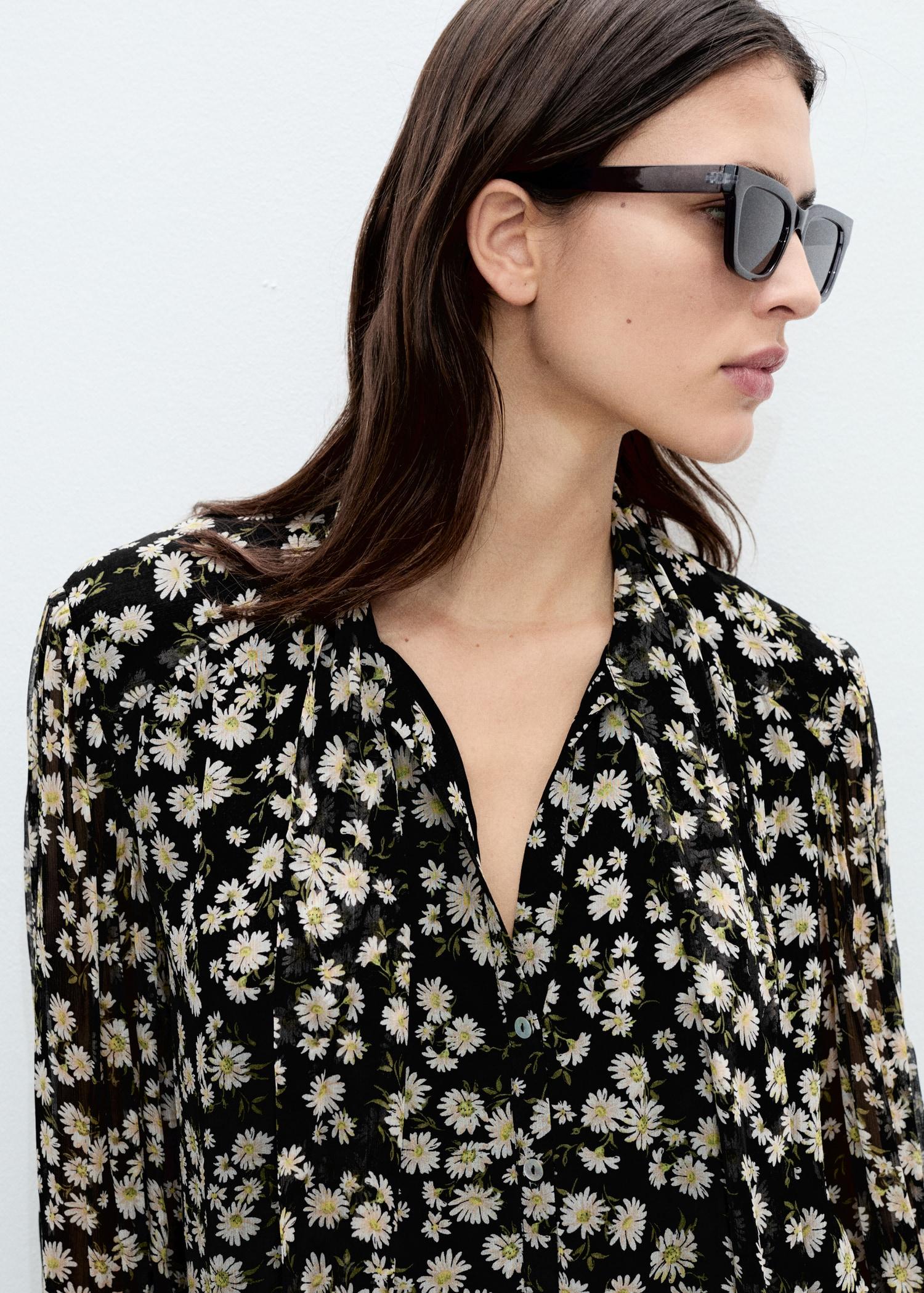 Floral tie blouse - Women | MANGO USA Product Image