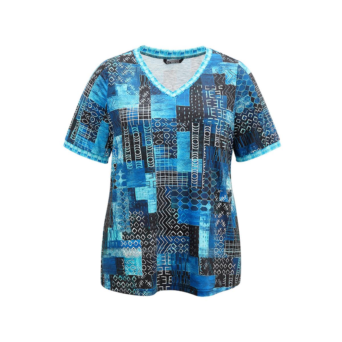 Plus Size Geometric Print V Neck T-shirt Multicolor Women Casual Printed Geometric V-neck Dailywear T-shirts BloomChic 12/L Product Image