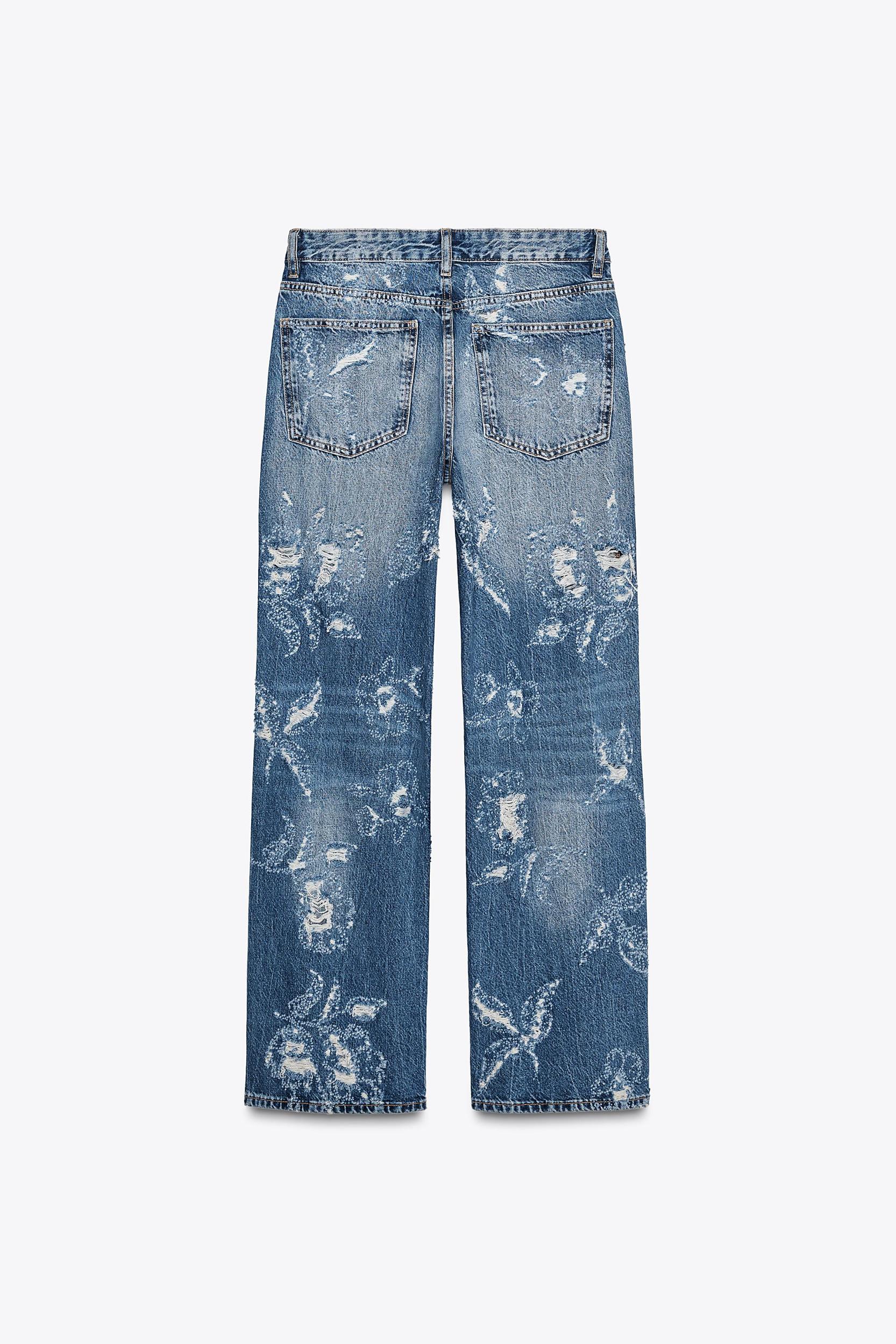 MID-RISE SLOUCHY RIPPED TRF JEANS Product Image