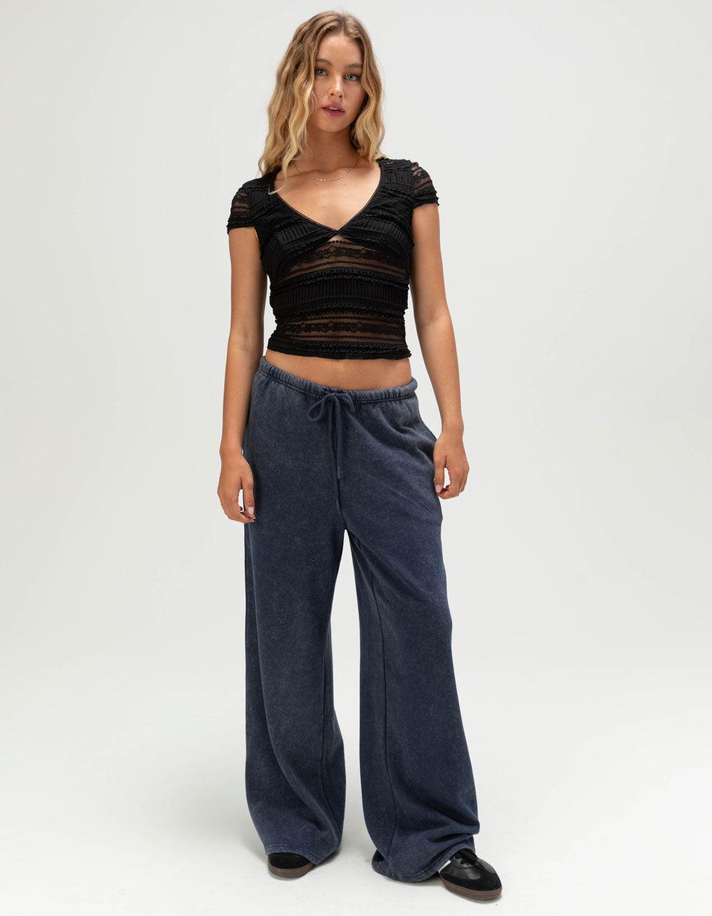 FULL TILT Womens Lace Top - BLACK Product Image