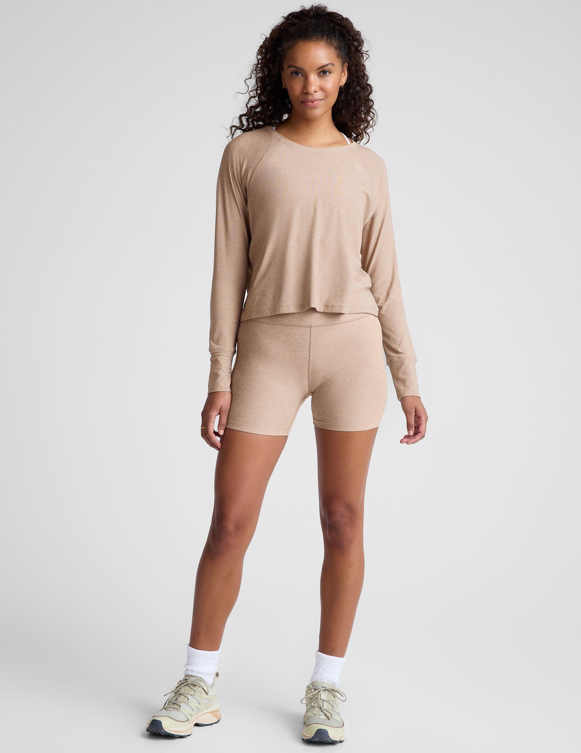 Featherweight Daydreamer Pullover Product Image