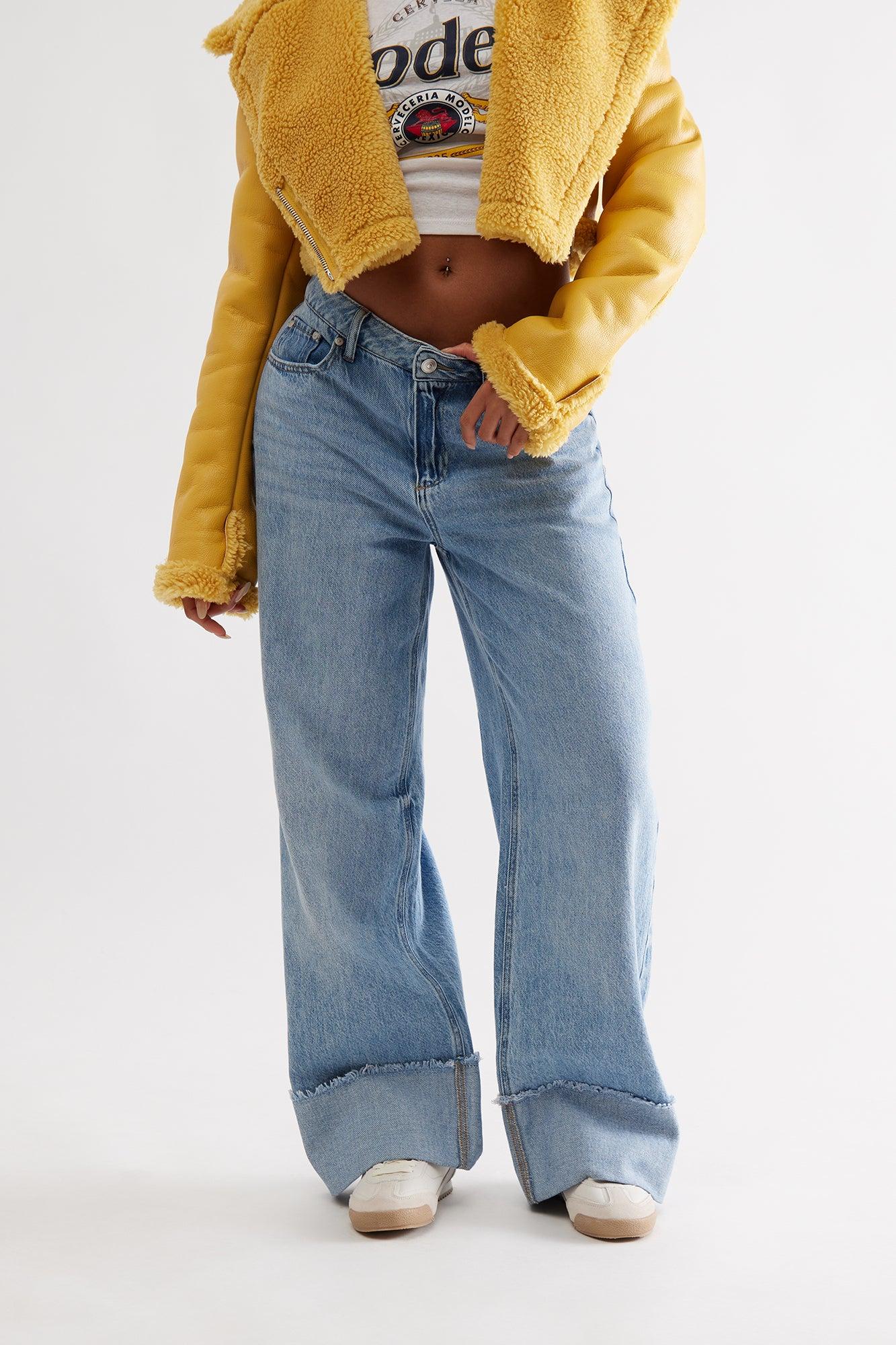 Justin Low Top Sneakers - Beige Female Product Image