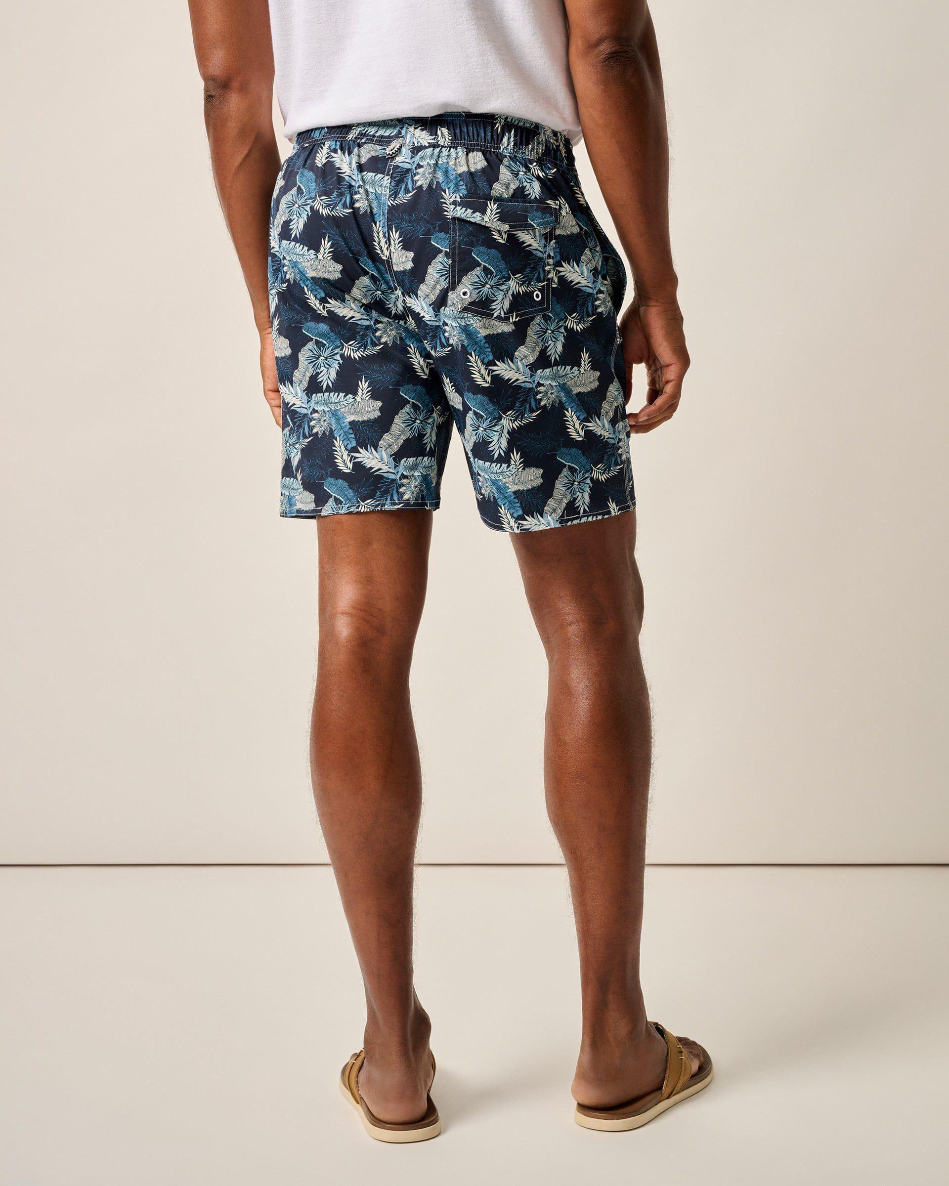 The Half Elastic 7" Surf Shorts Male Product Image