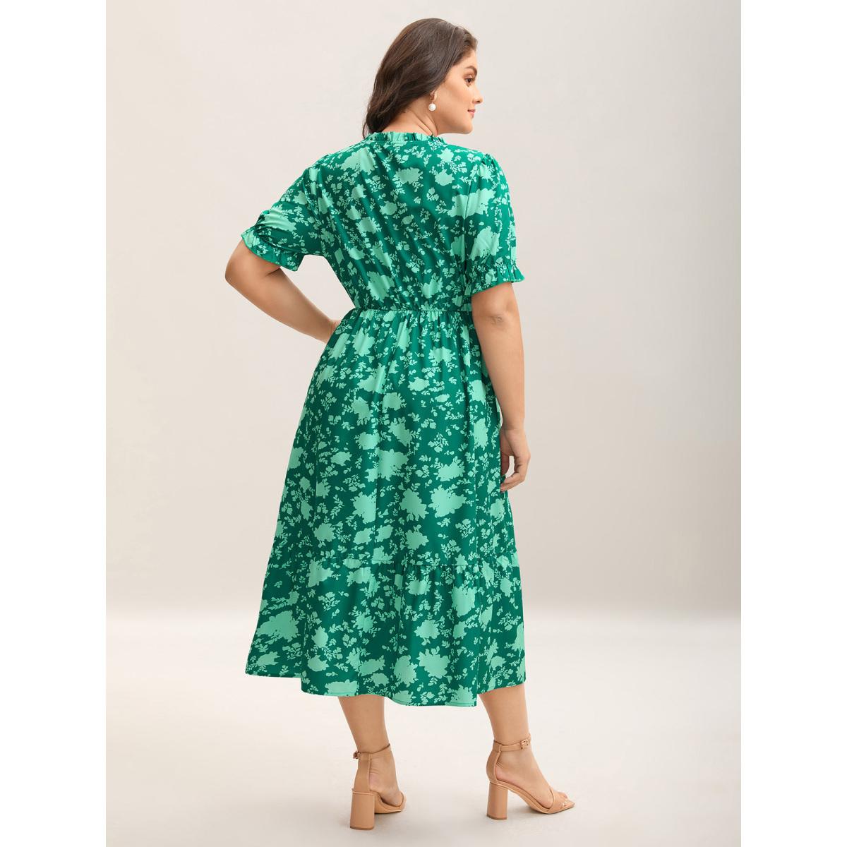 Plus Size Silhouette Floral Print Frill Trim Neck Dress Emerald Women Elegant Tie knot Flat collar with V-notch Short sleeve Curvy BloomChic 14-16/1X Product Image