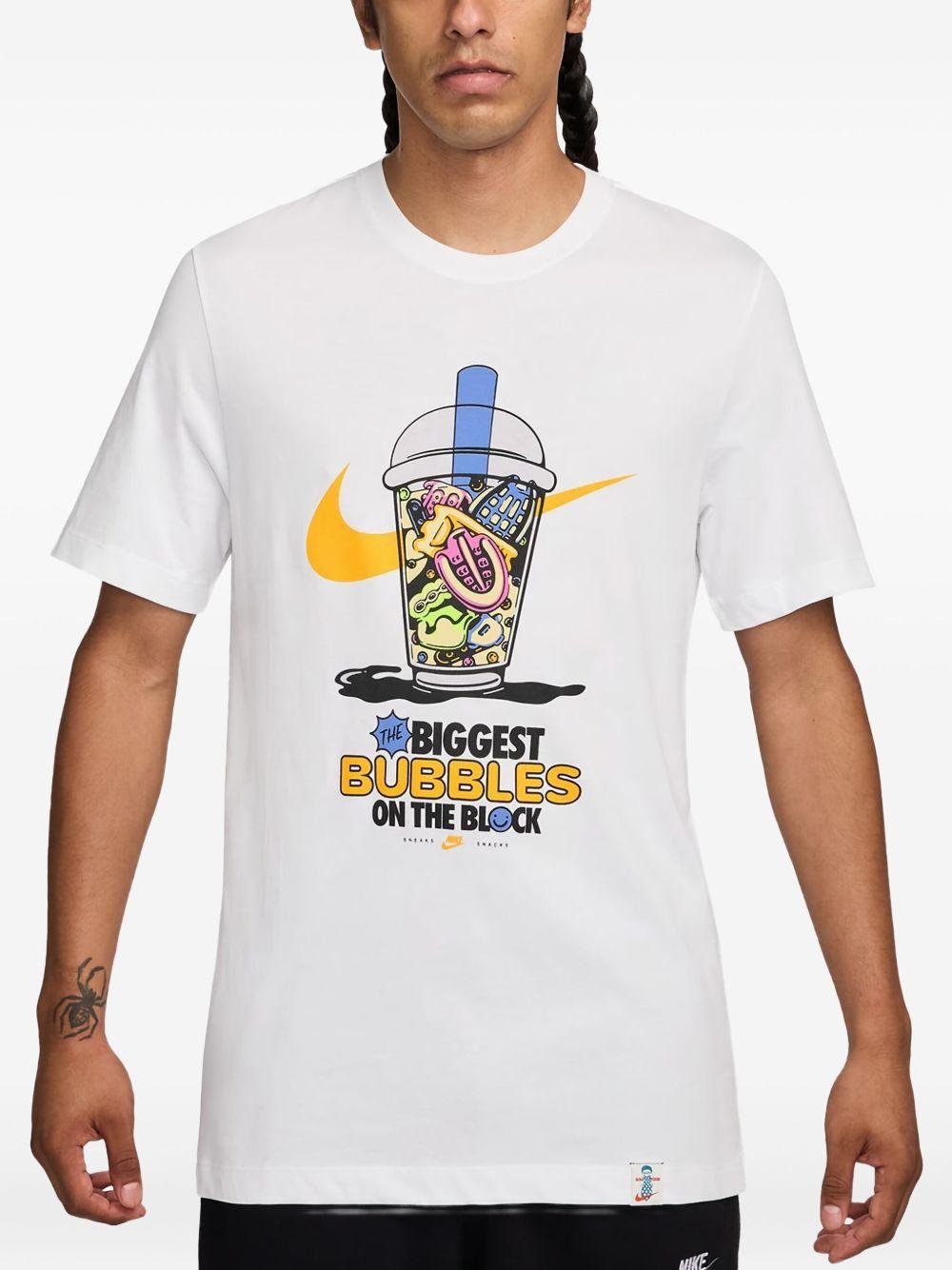 NIKE Sportswear Cotton Graphic T-shirt In White Product Image