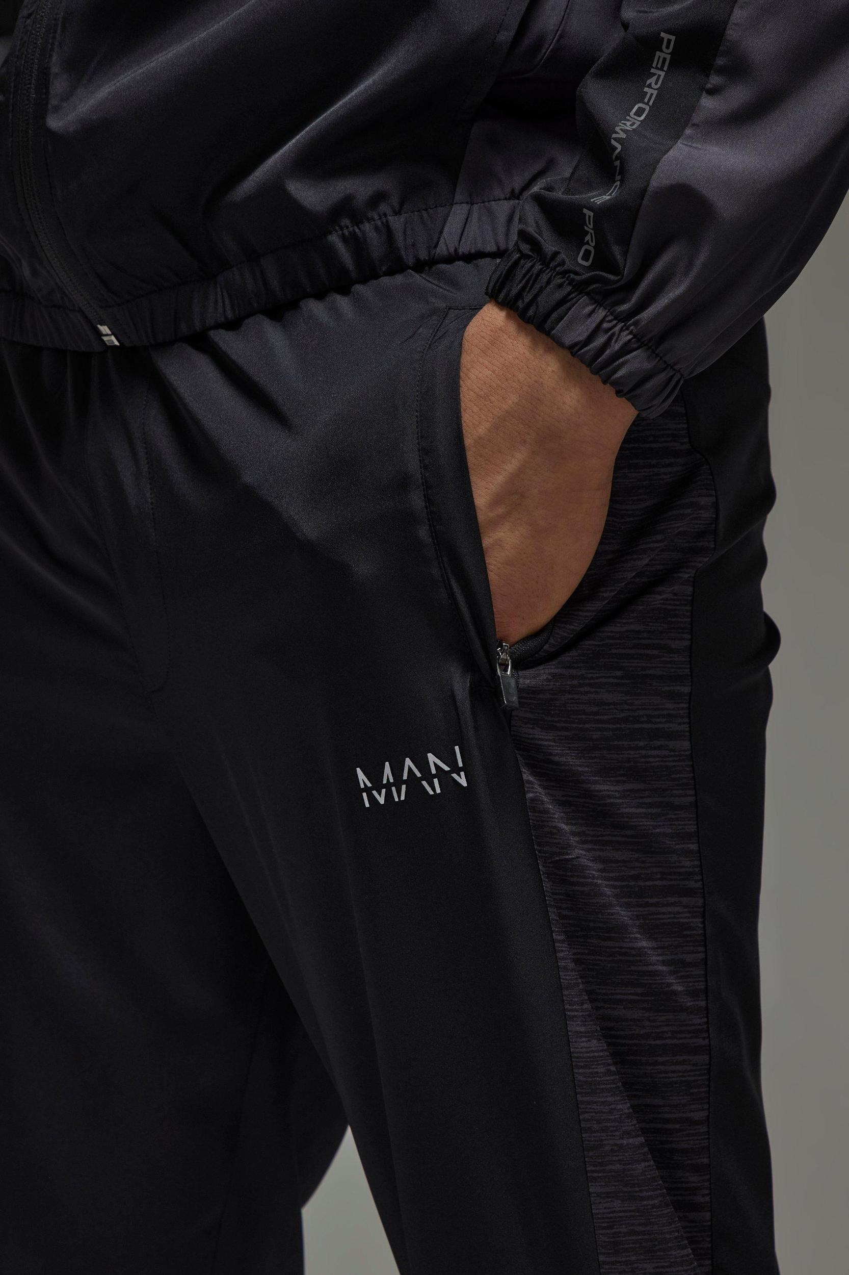 Man Active Lightweight Tapered Sweatpants | boohooMAN USA Product Image