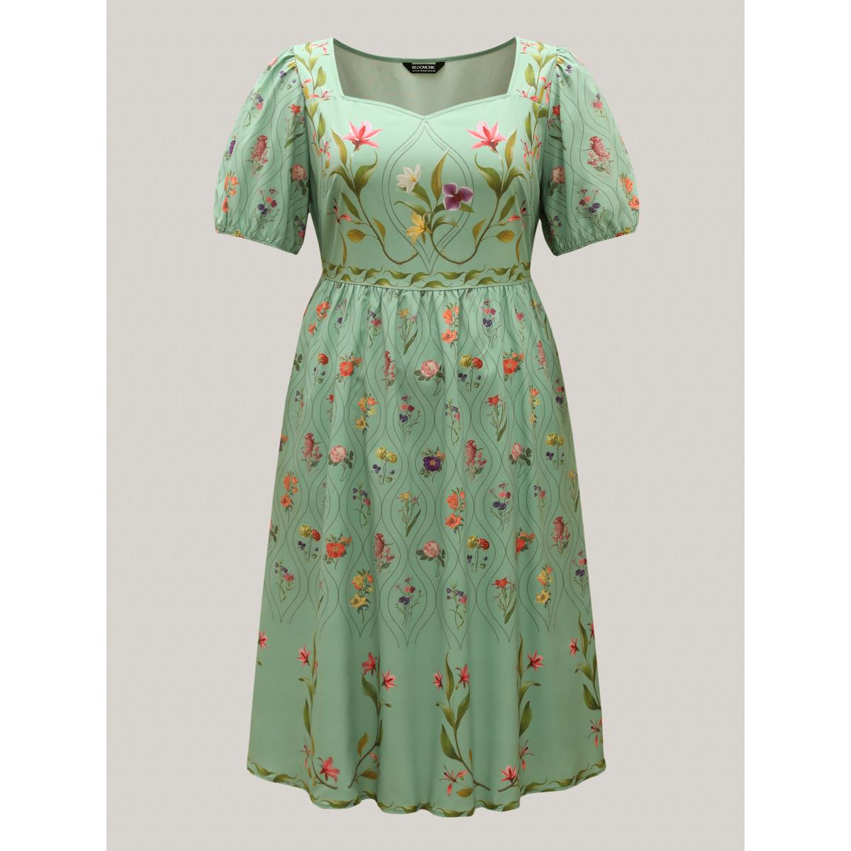 Plus Size Garden Print Pockets Puff Sleeve Midi Dress Greenbean Women Heart neckline Short sleeve Curvy BloomChic 26/4X Product Image