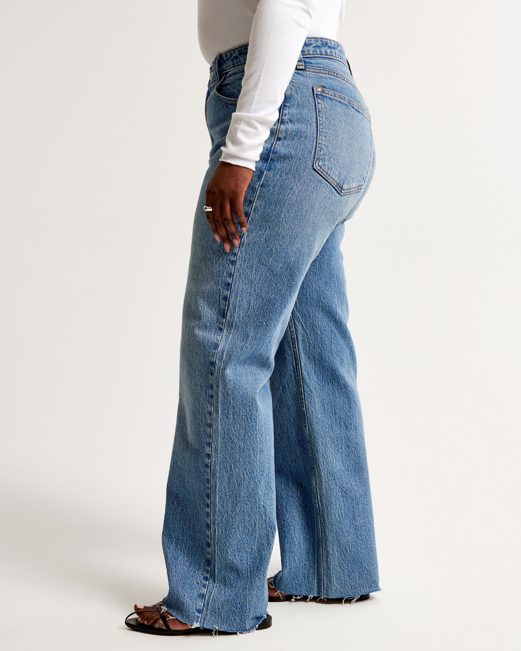 Curve Love High Rise 90s Relaxed Jean Product Image