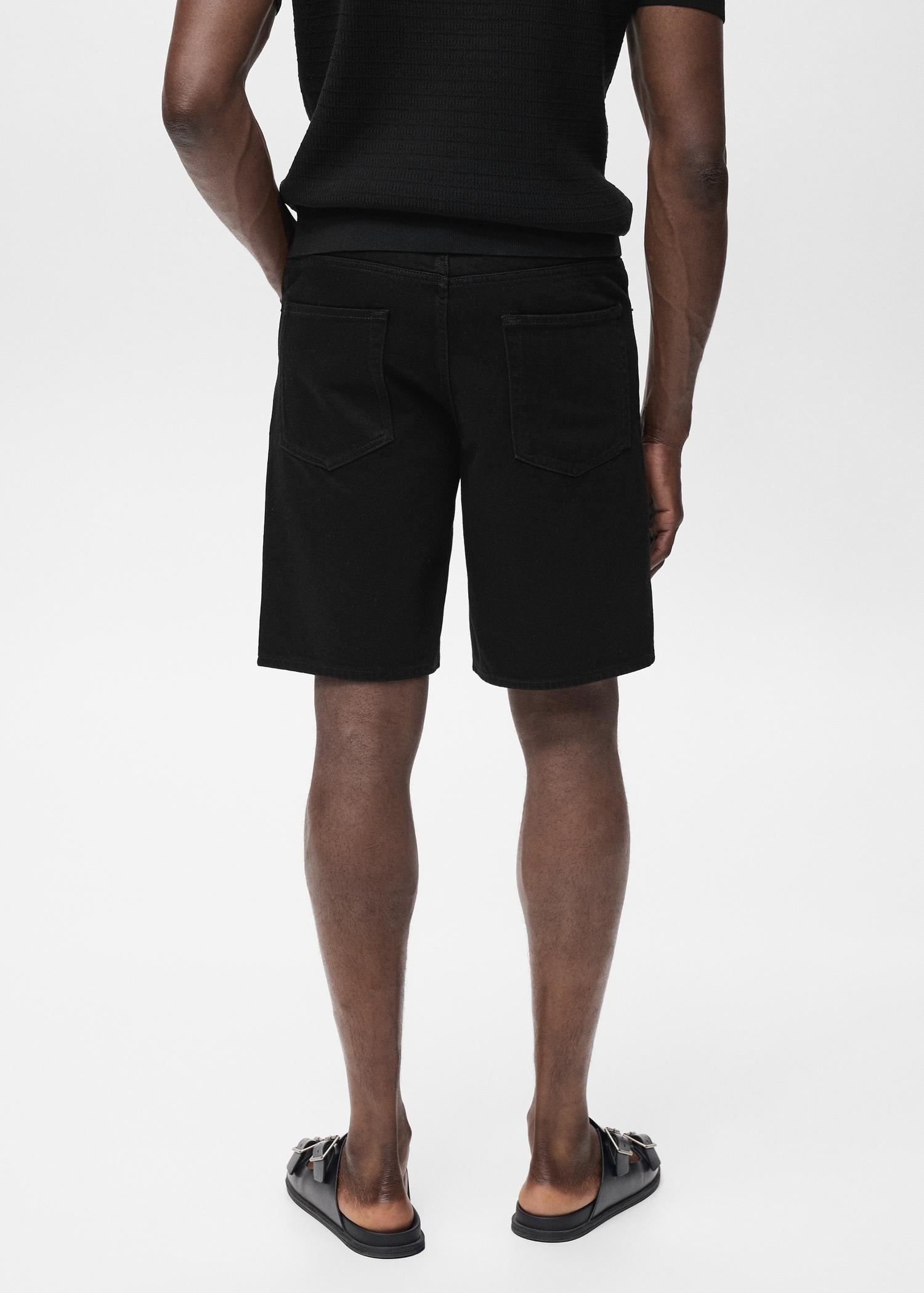 Regular-fit denim shorts - Men | MANGO USA Product Image