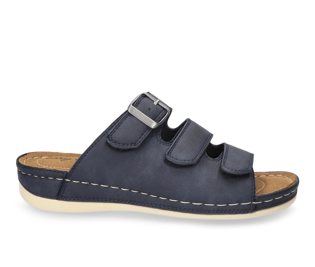 Women's Easy Street Pinterry Sandals Product Image