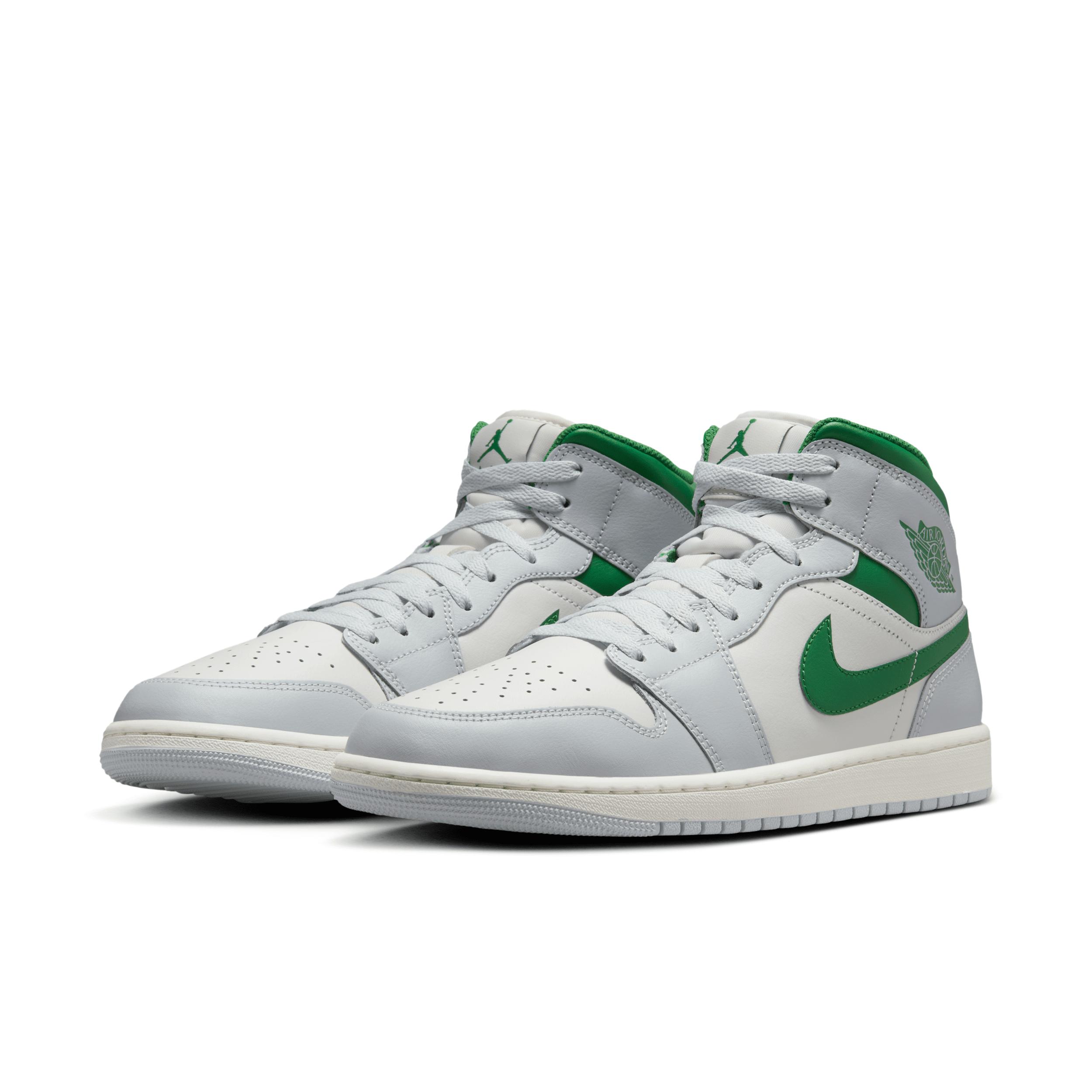 Mens Air Retro 1 Mid Casual Shoes Product Image