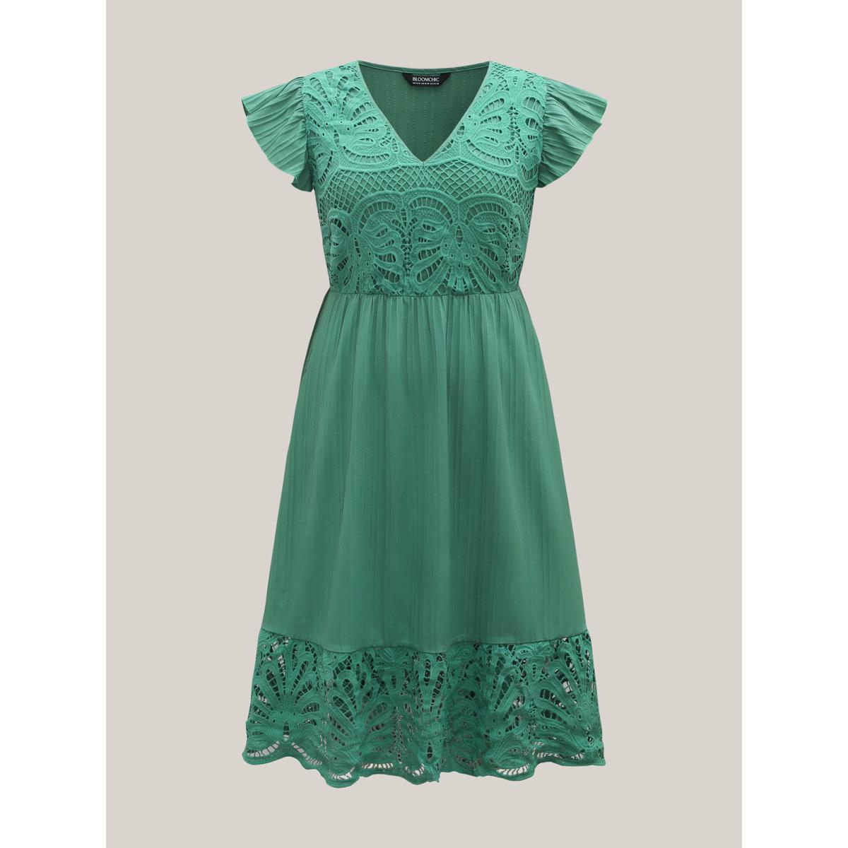 Plus Size Lace Cut-Out Flutter Sleeve Midi Dress Emerald Women Timeless Woven ribbon&lace trim V-neck Cap Sleeve Curvy BloomChic 14-16/1X Product Image