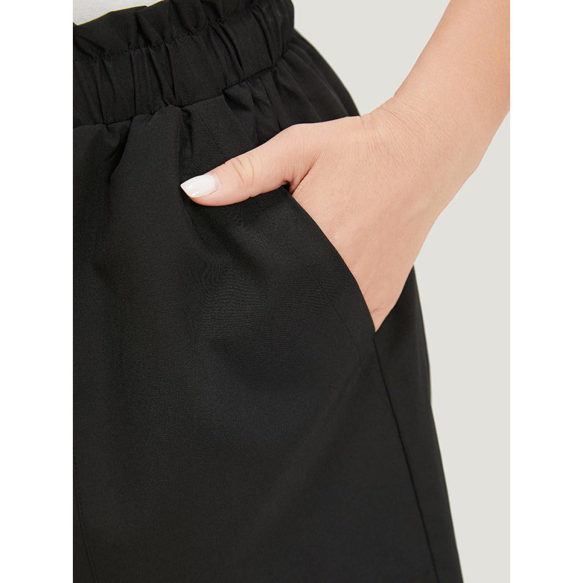 Plus Size Plain Button Detail Drawstring Slant Pocket Shorts Women Black Casual Drawstring Dailywear Shorts BloomChic 10/M Product Image